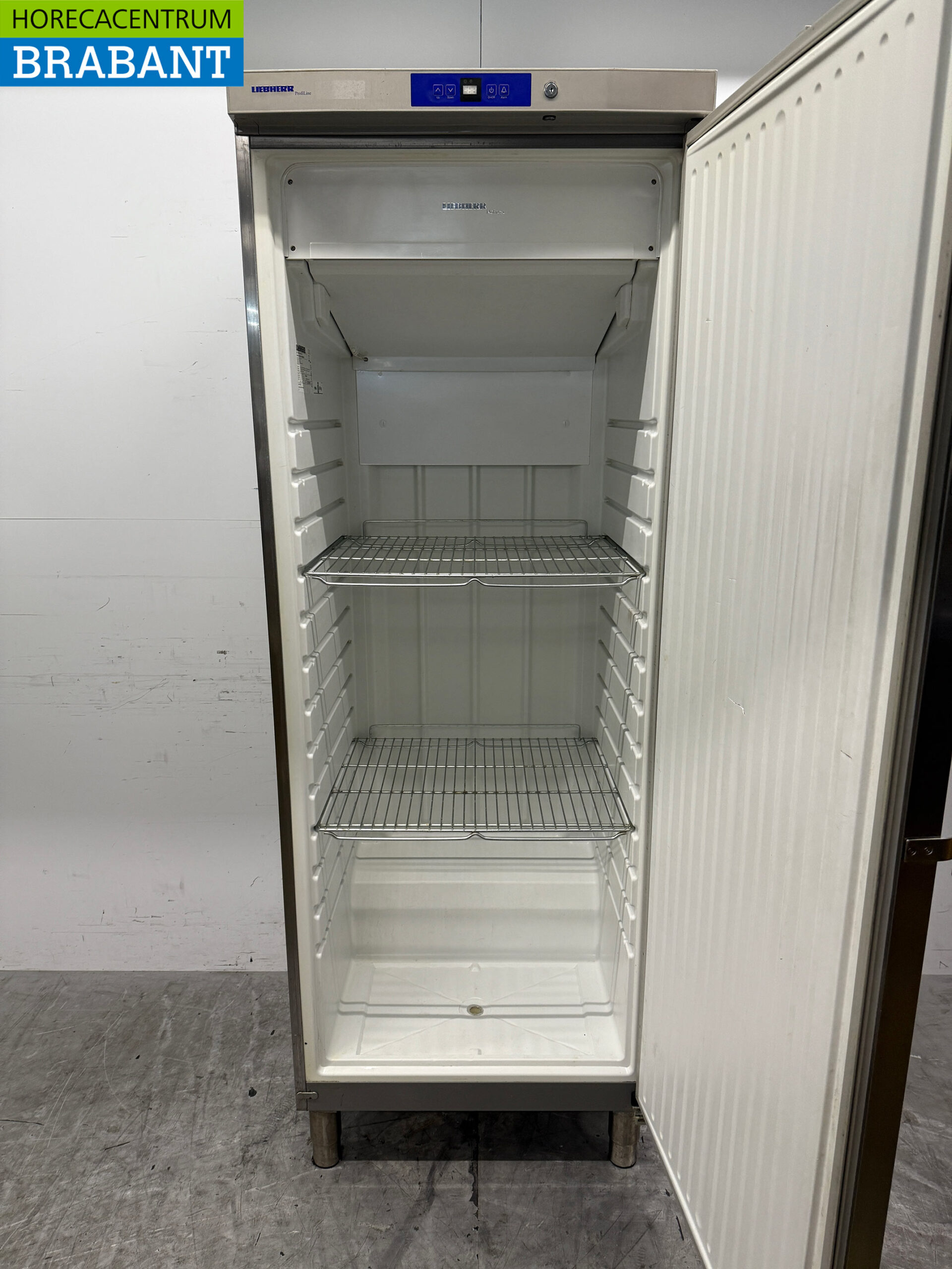 Stainless steel Liebherr Freezer 547 liters 230V Horeca - Image 4