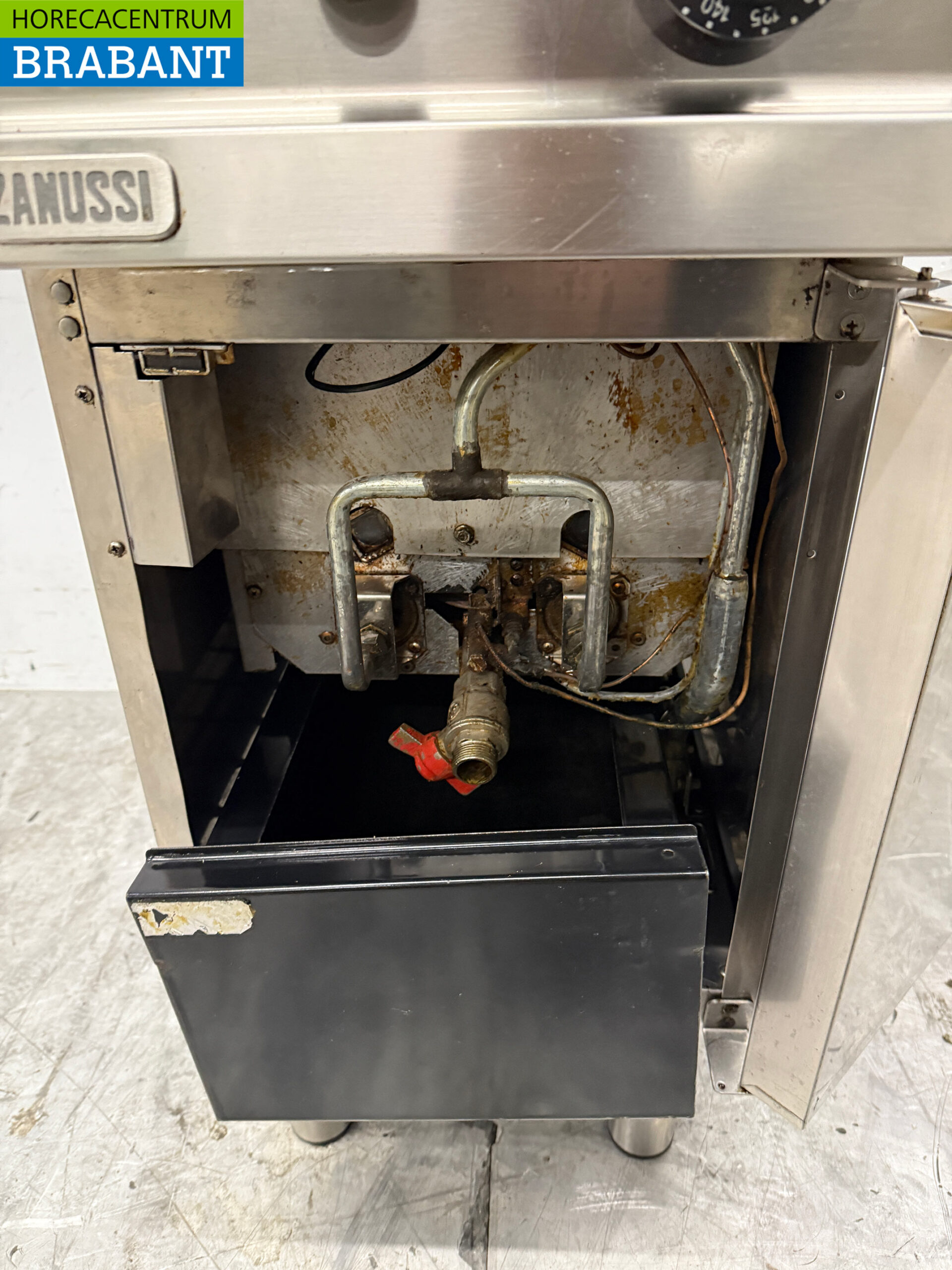 Stainless steel Zanussi Fryer 14 liter GAS Catering - Image 5