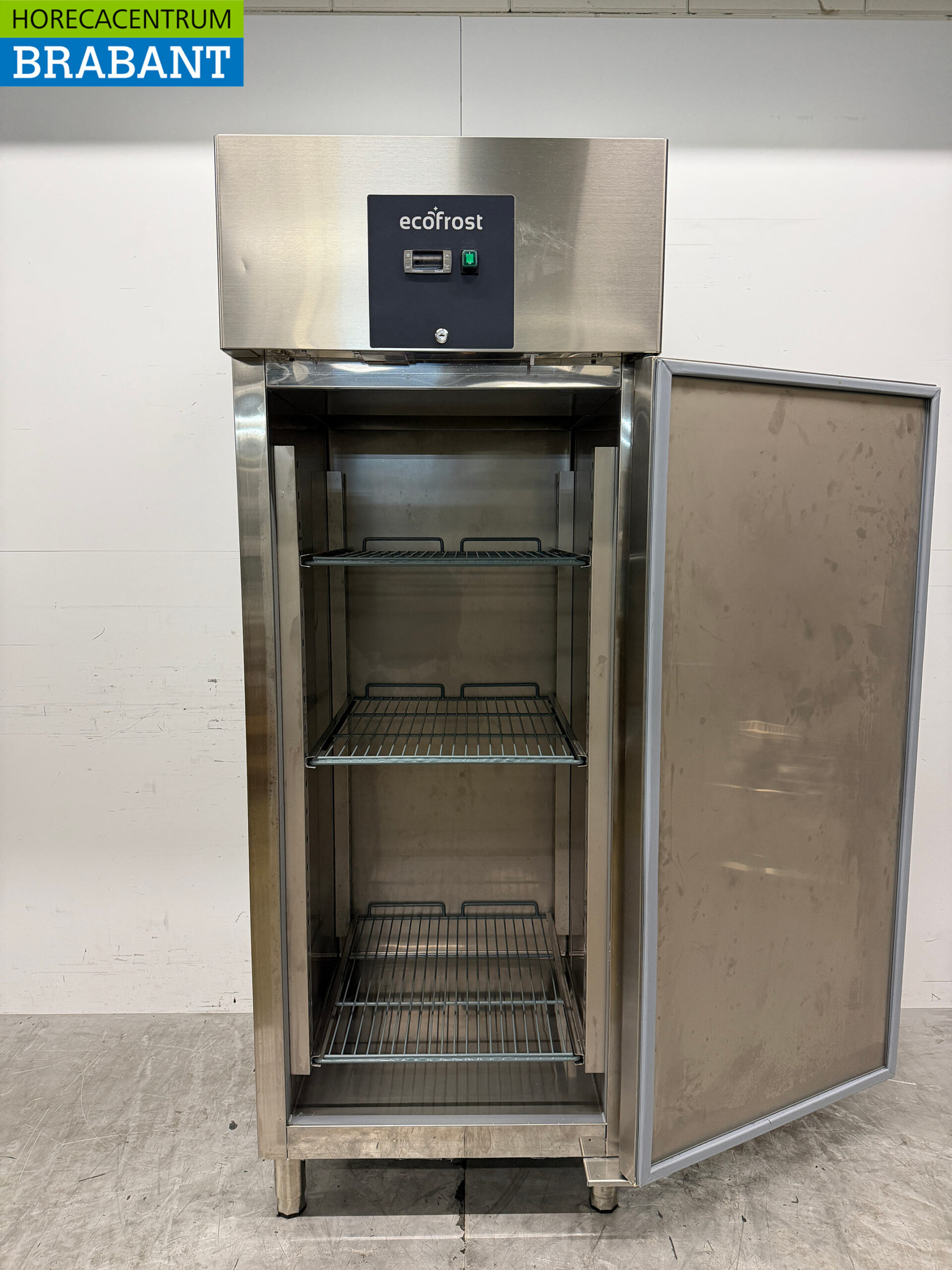 Stainless steel Ecofrost Freezer 465 liters 230V Horeca - Image 4