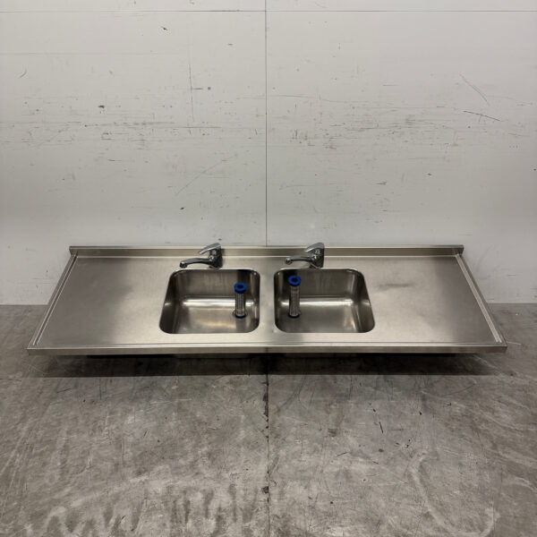 Stainless steel Sink Top Double Sinks with faucet 183 cm Catering
