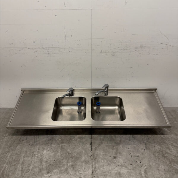 Stainless steel Sink Top Double Sinks with faucet 183 cm Catering