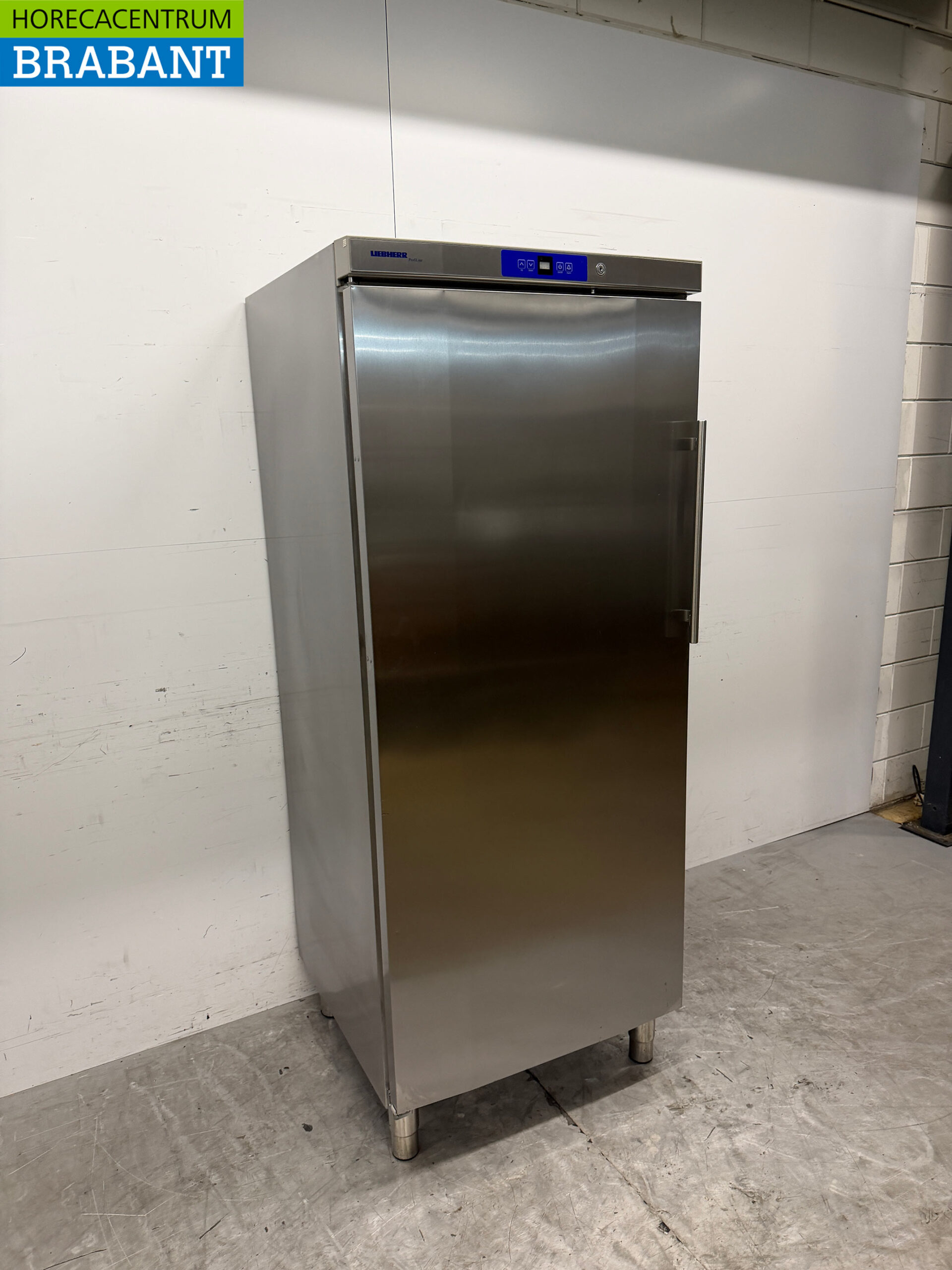 Stainless steel Lieherr Freezer 513 liters 230V Horeca - Image 3