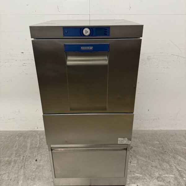 Stainless steel Hobart Dishwasher with base and drain pump 400V catering