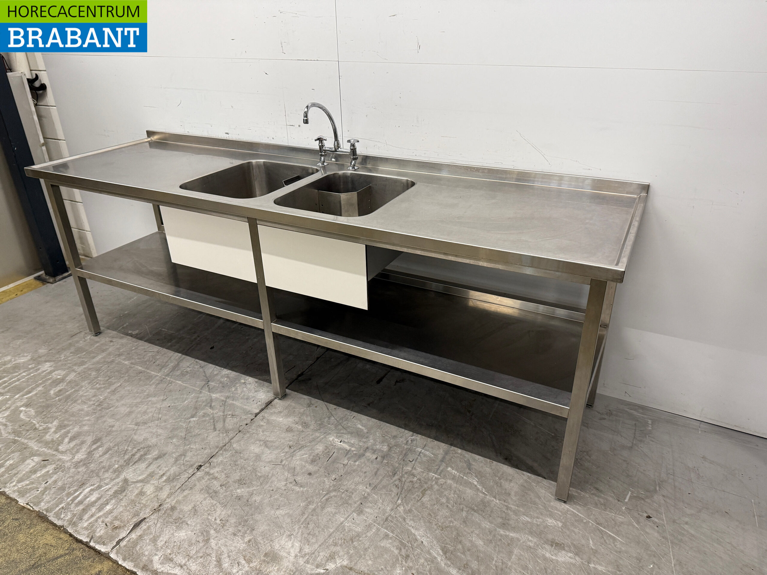 Stainless steel Sink Table Double Sinks 250 x 80 x 89.5 cm Catering - Image 3