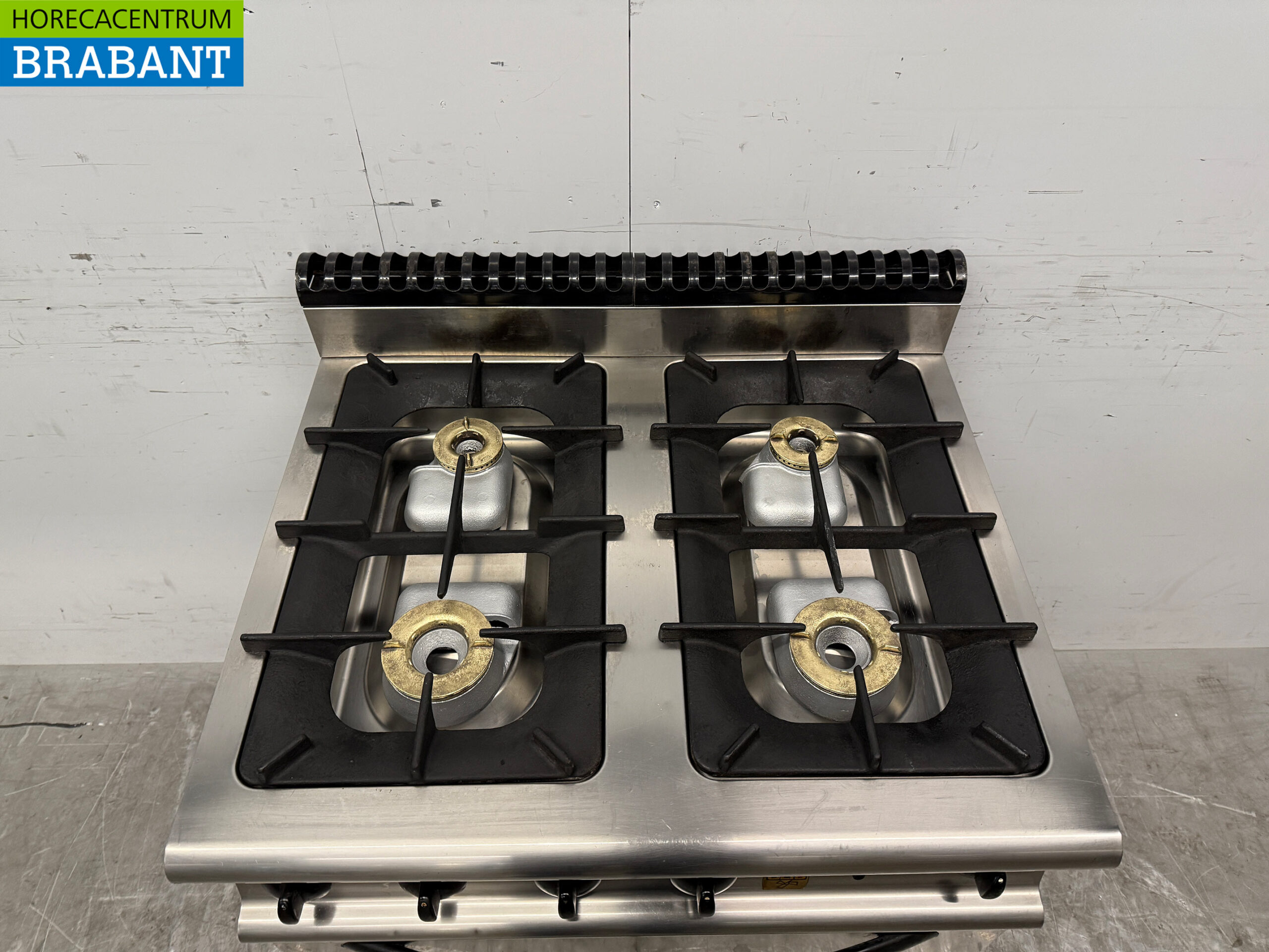 Stainless steel Olis 4 Burner Stove with oven 80 cm GAS Horeca - Image 4