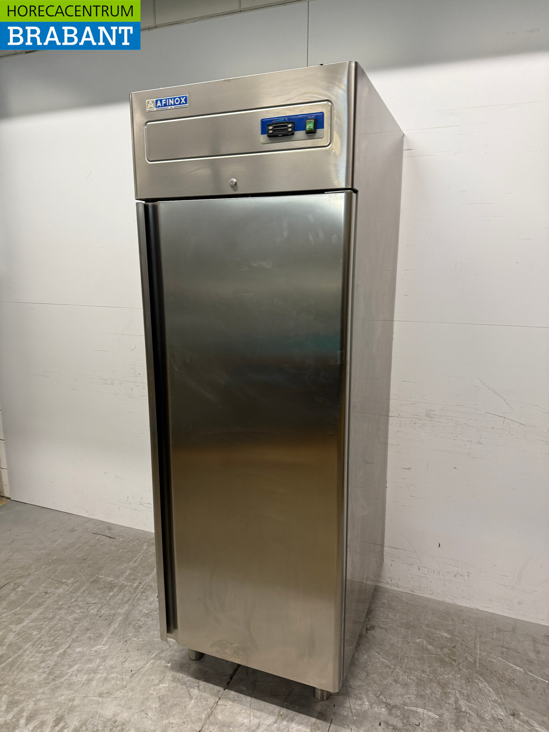 Stainless steel Afinox Refrigeration 600 liters 230V Horeca - Image 2