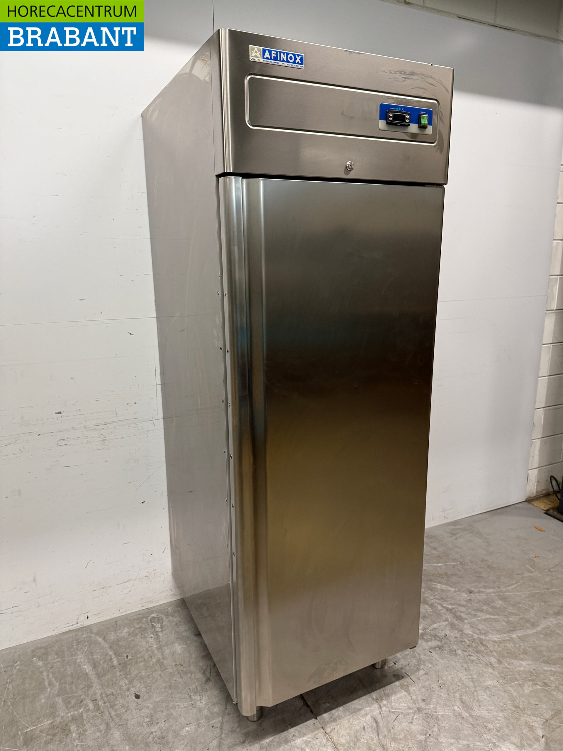 Stainless steel Afinox Refrigeration 600 liters 230V Horeca - Image 3