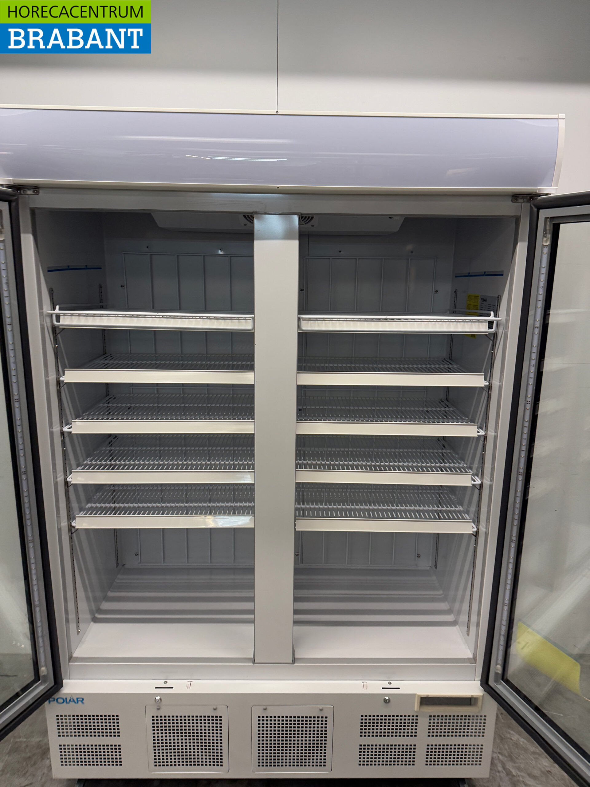 Polar Glass door freezer cabinet Freezer cabinet with glass doors 920 liters 230V Horeca - Image 4