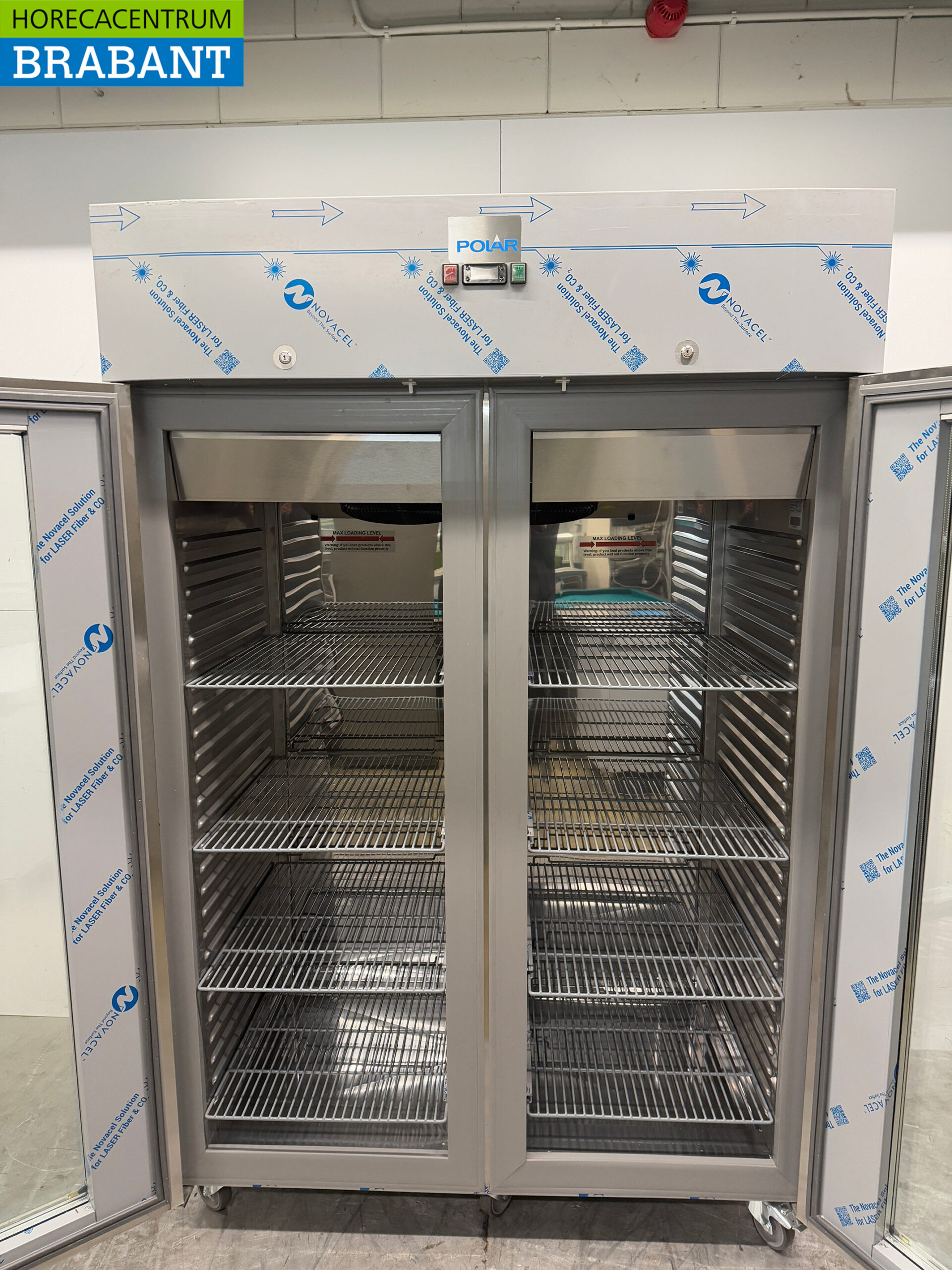 Stainless steel Polar Mobile Double Door Glass Door Freezer 1400 liters 230V Horeca - Image 4