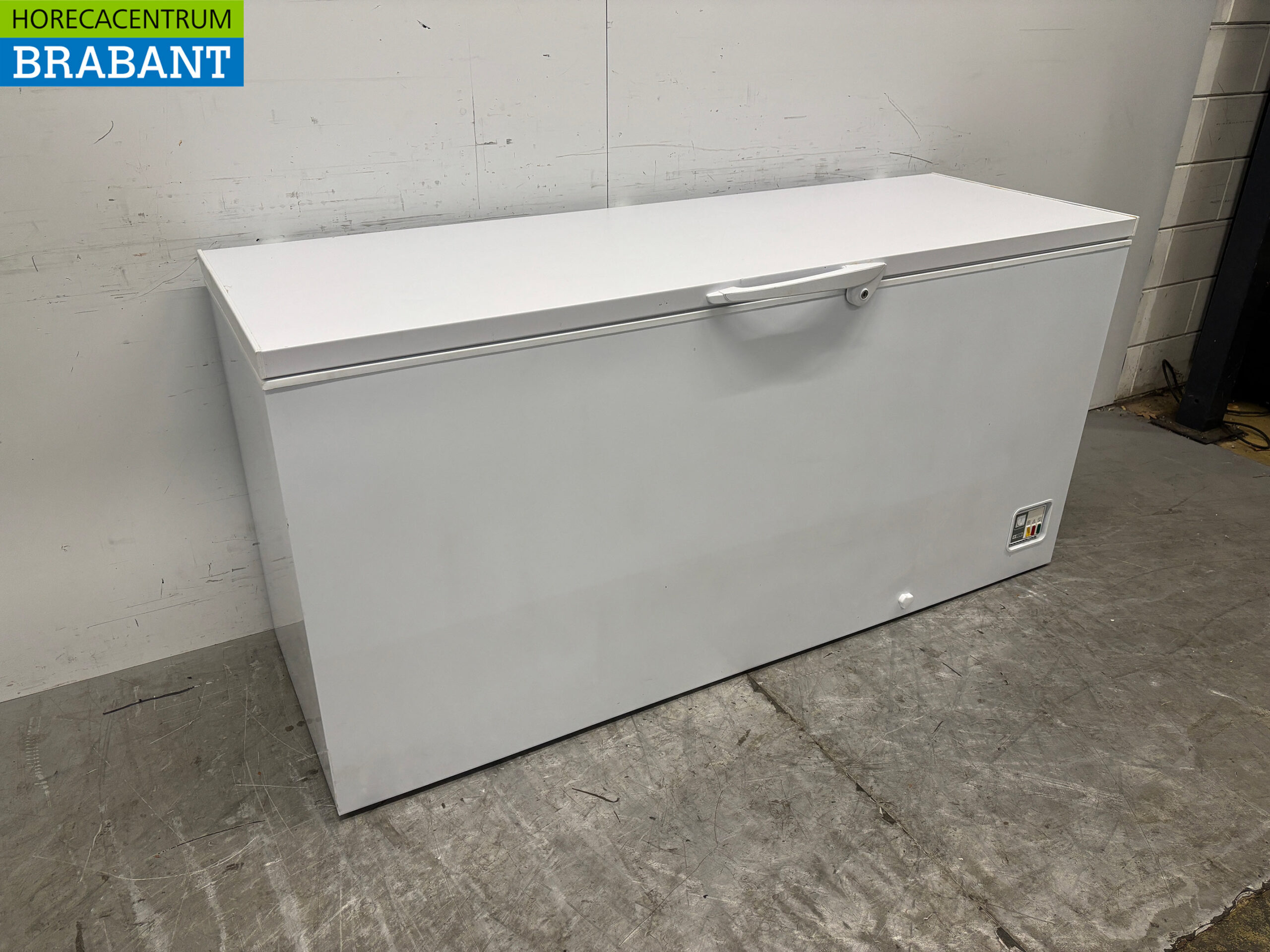 Freezer Chest Freezer with Folding Lid 565 liters 230V Horeca - Image 2