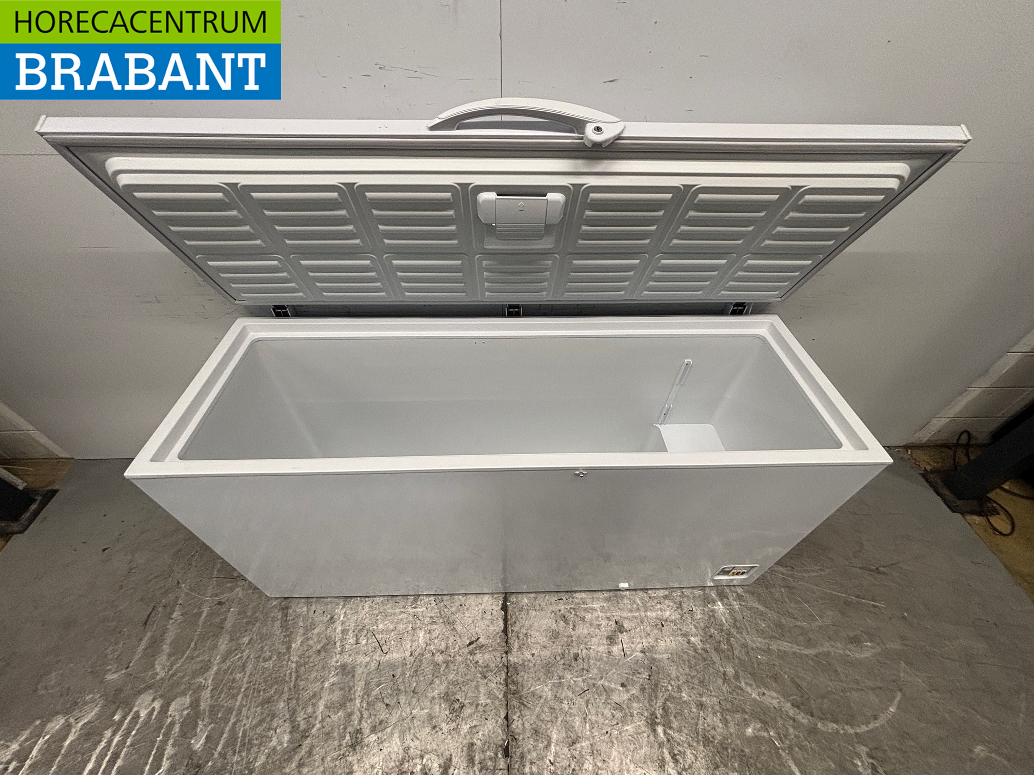 Freezer Chest Freezer with Folding Lid 565 liters 230V Horeca - Image 5