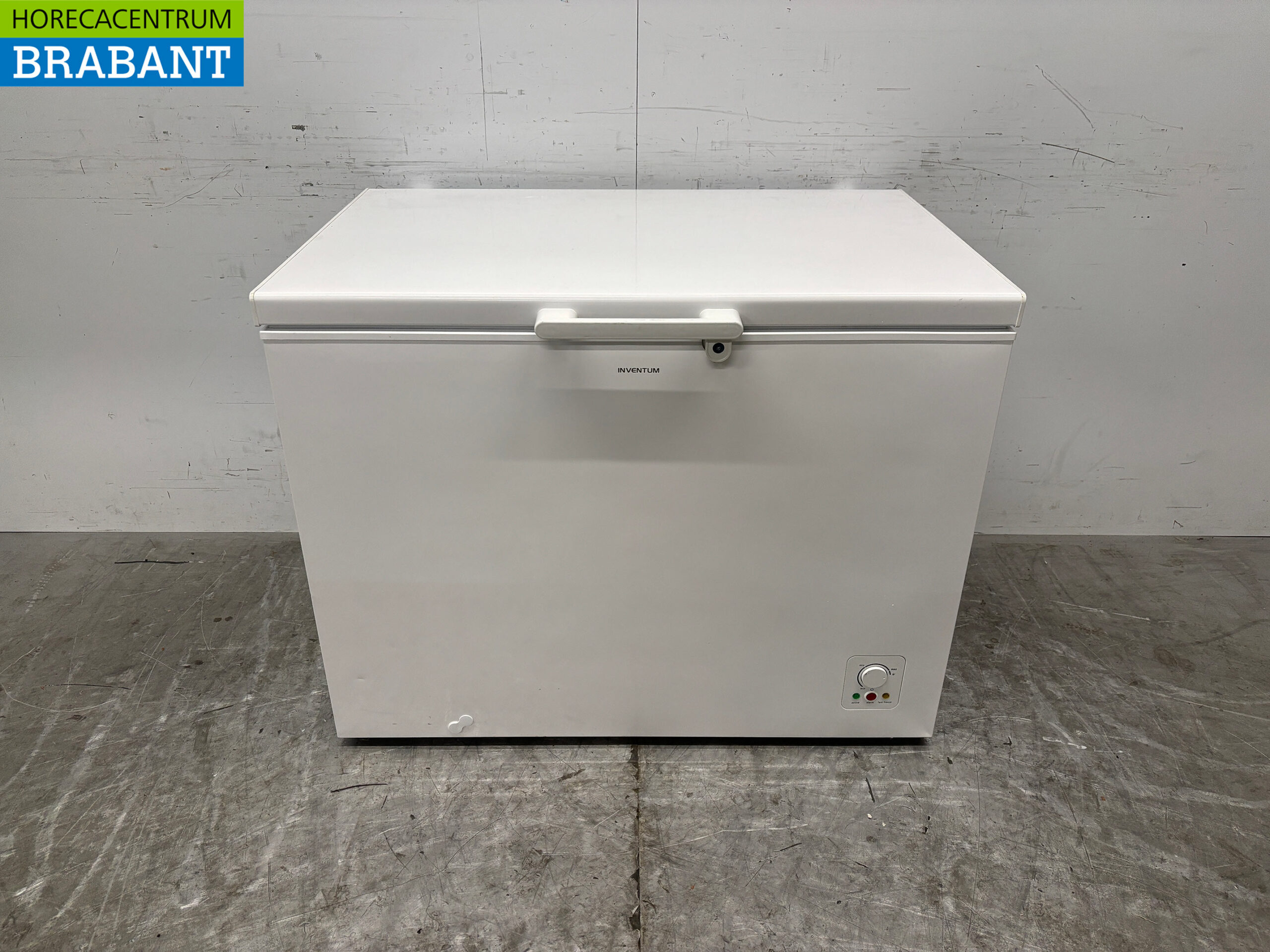 Inventum Freezer Chest Freezer with Folding Lid 304 liters 230V Catering