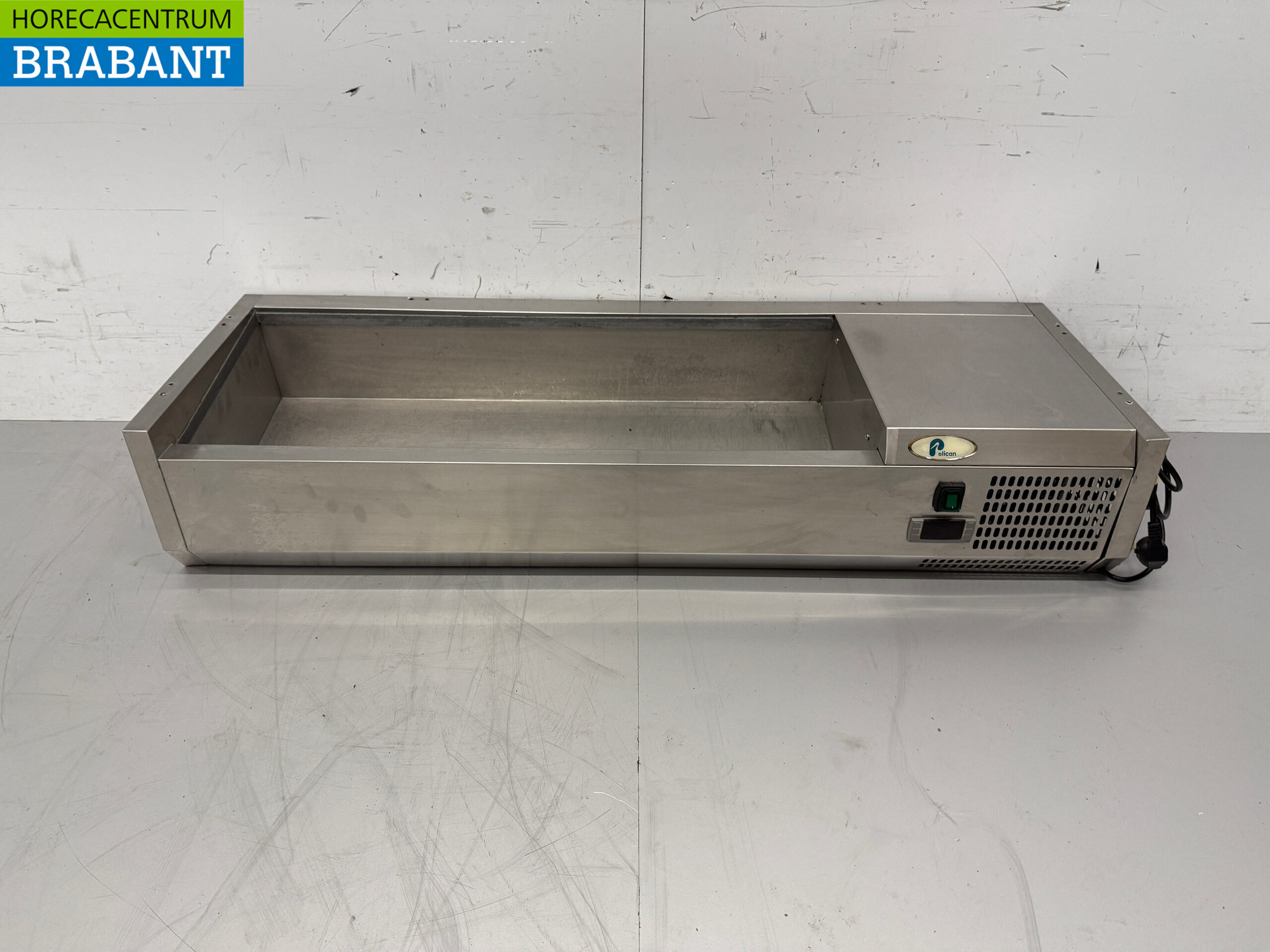Stainless steel Pelican Saladiere 3 x 1/3 GN 1 x 1/2 GN 120 cm 230V Horeca