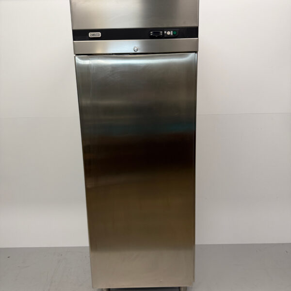 Stainless steel Zanussi Refrigerator 640 liters 230V Catering