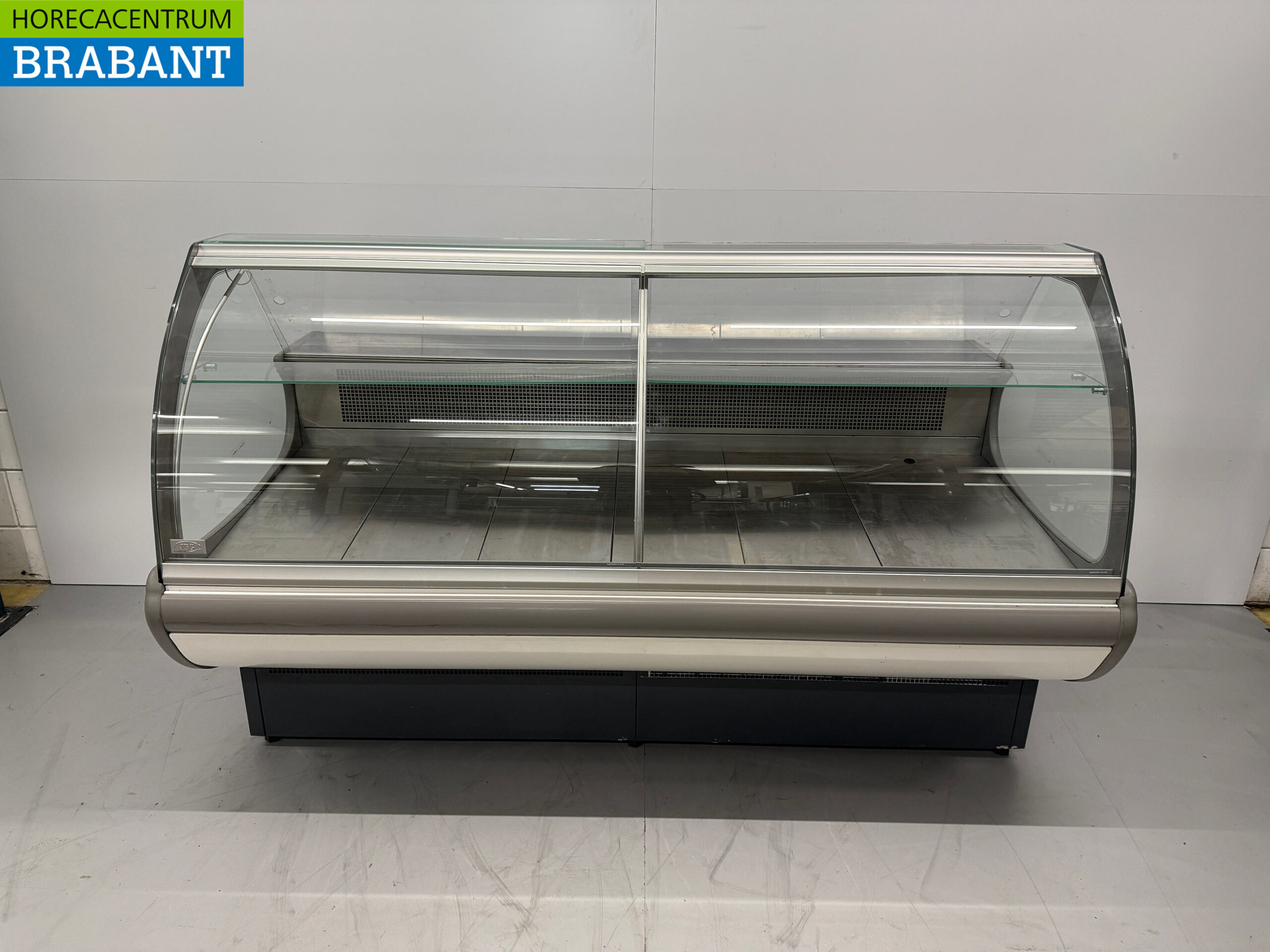 JBG-2 Refrigerated Snack Display Case 201 cm 230V Catering