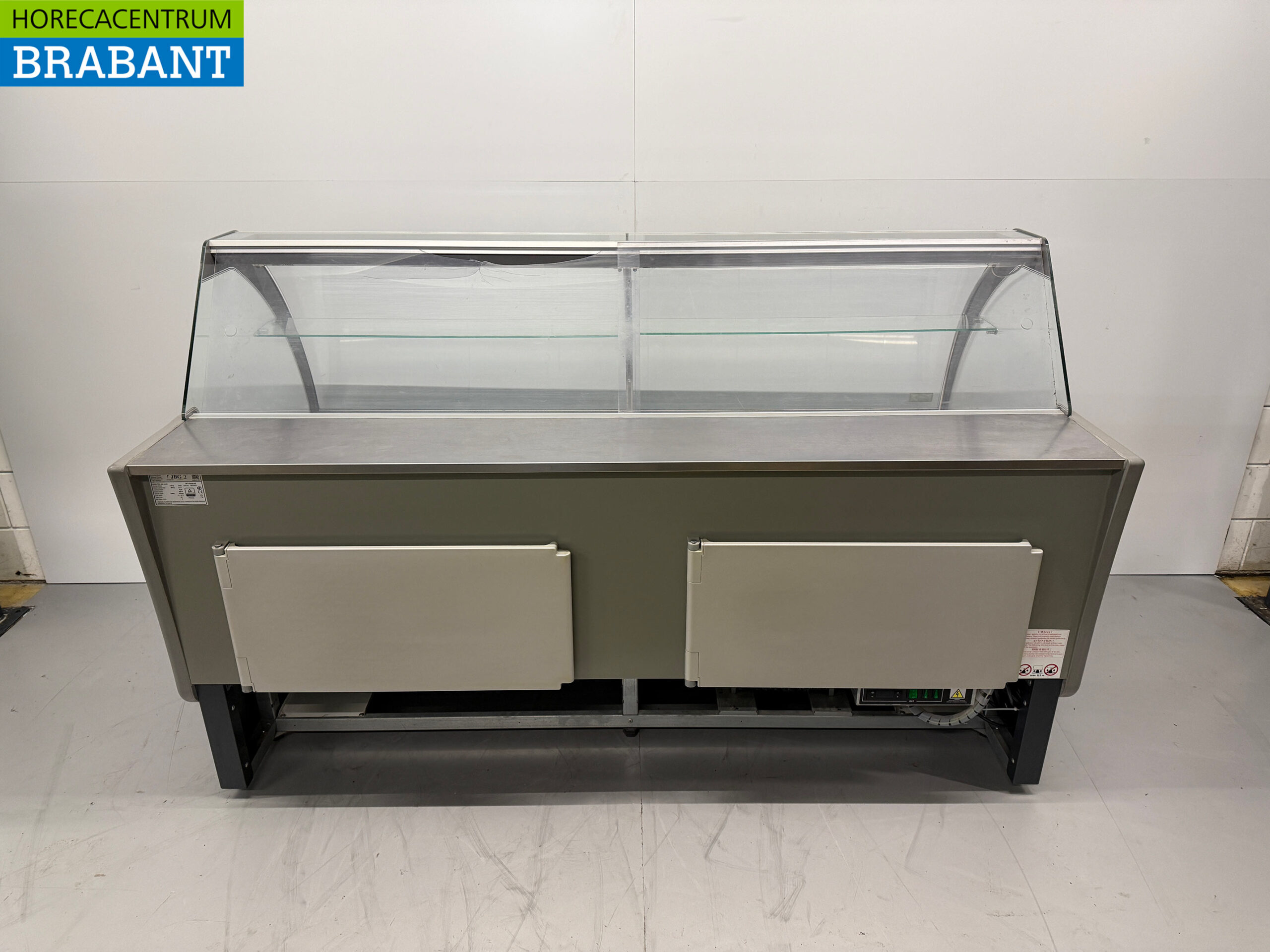 JBG-2 Refrigerated Snack Display Case 201 cm 230V Catering - Image 4