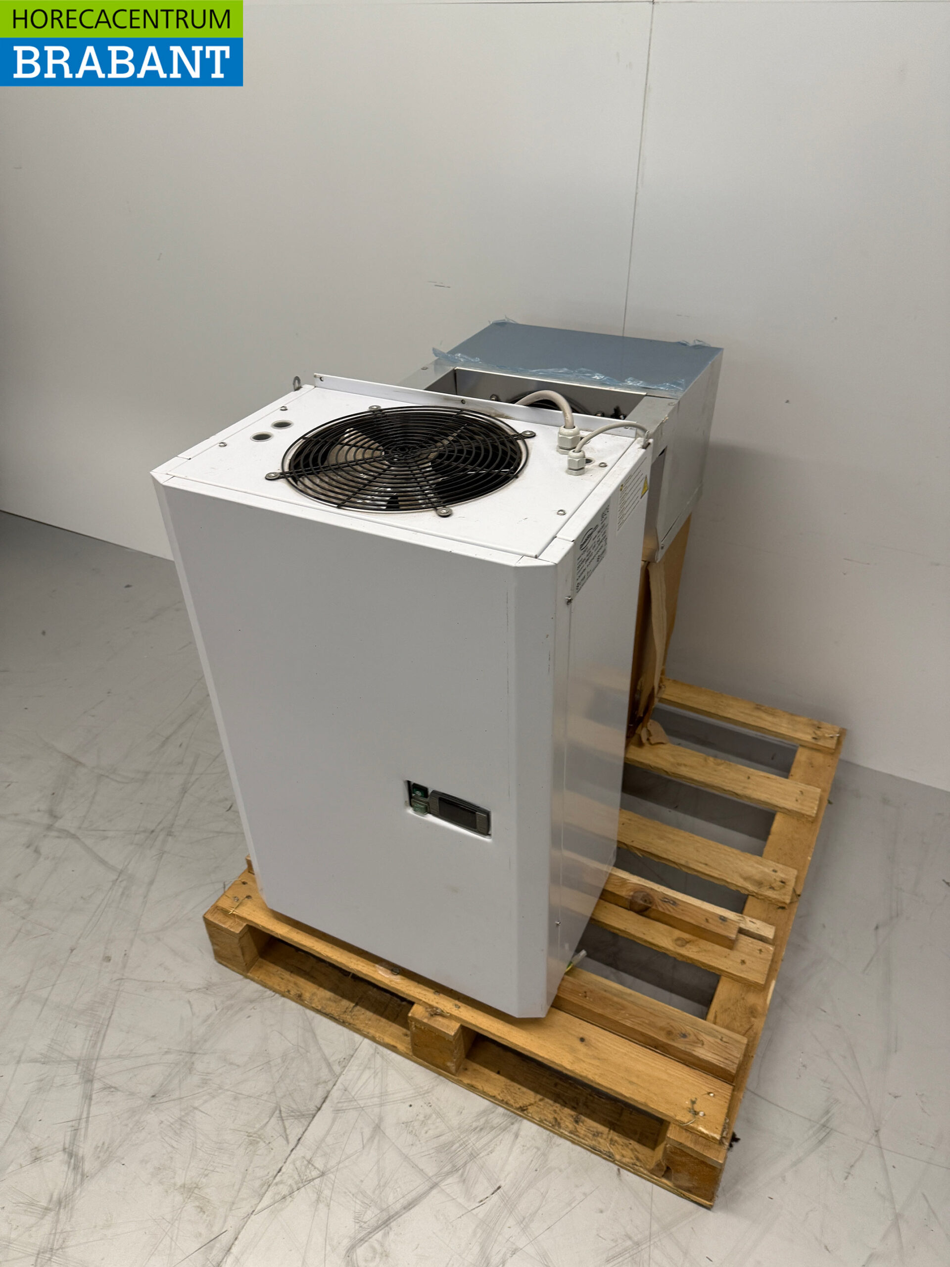 Combisteel Refrigeration Unit Refrigeration Unit Plug-in Monoblock Wall Unit 7.4 m3 230V Horeca - Image 2