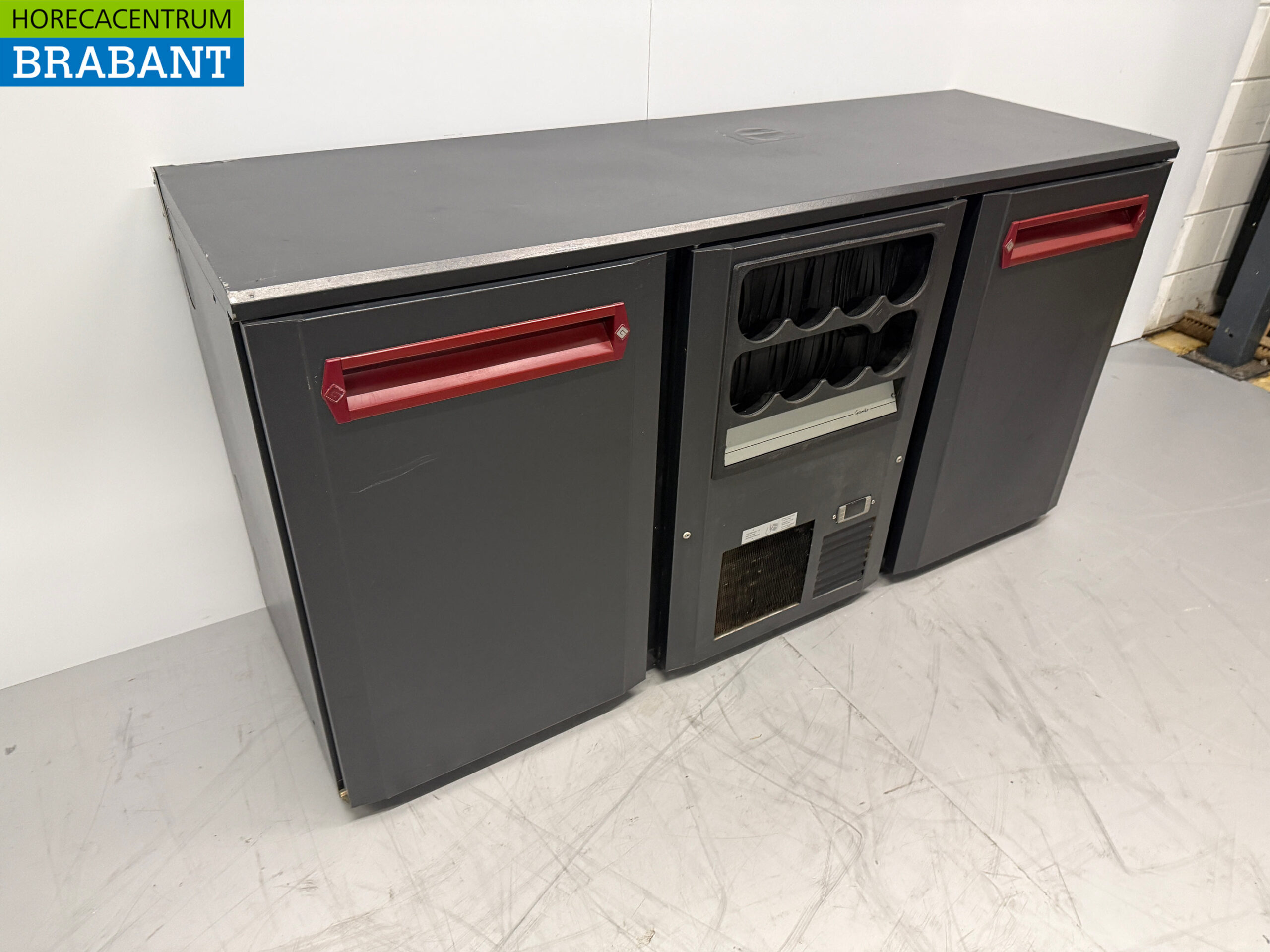 Gamko Bar fridge with bottle nest and 2 doors 167 cm 230V Catering - Image 3