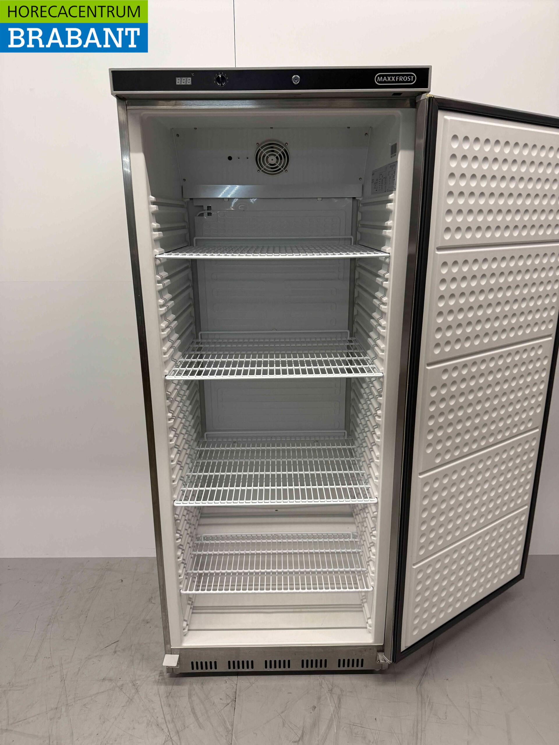 Stainless steel Maxxfrost Refrigeration 476 liters 230V Catering - Image 4