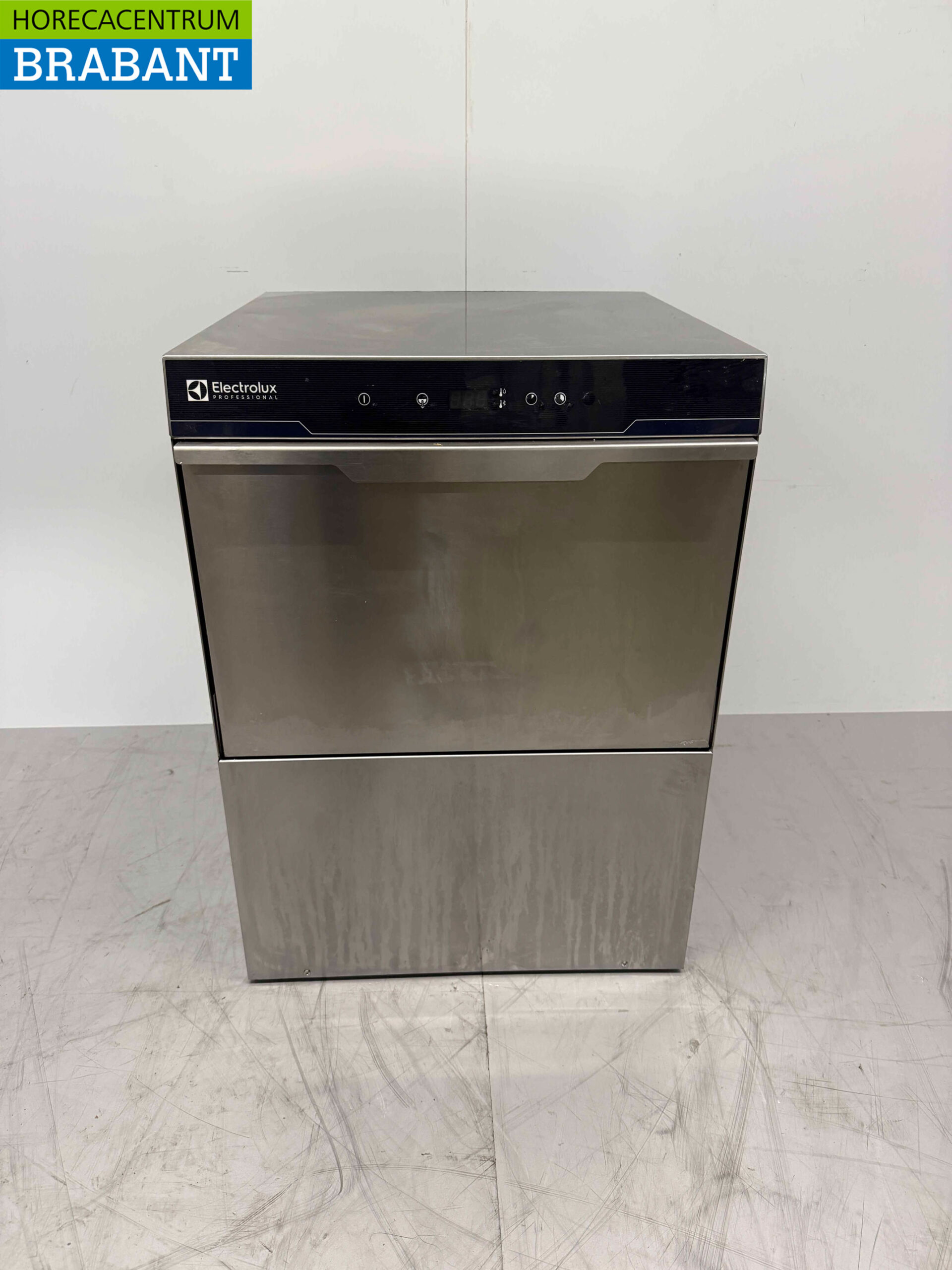 Stainless steel Electrolux EL1P Dishwasher with drain pump 230V Catering