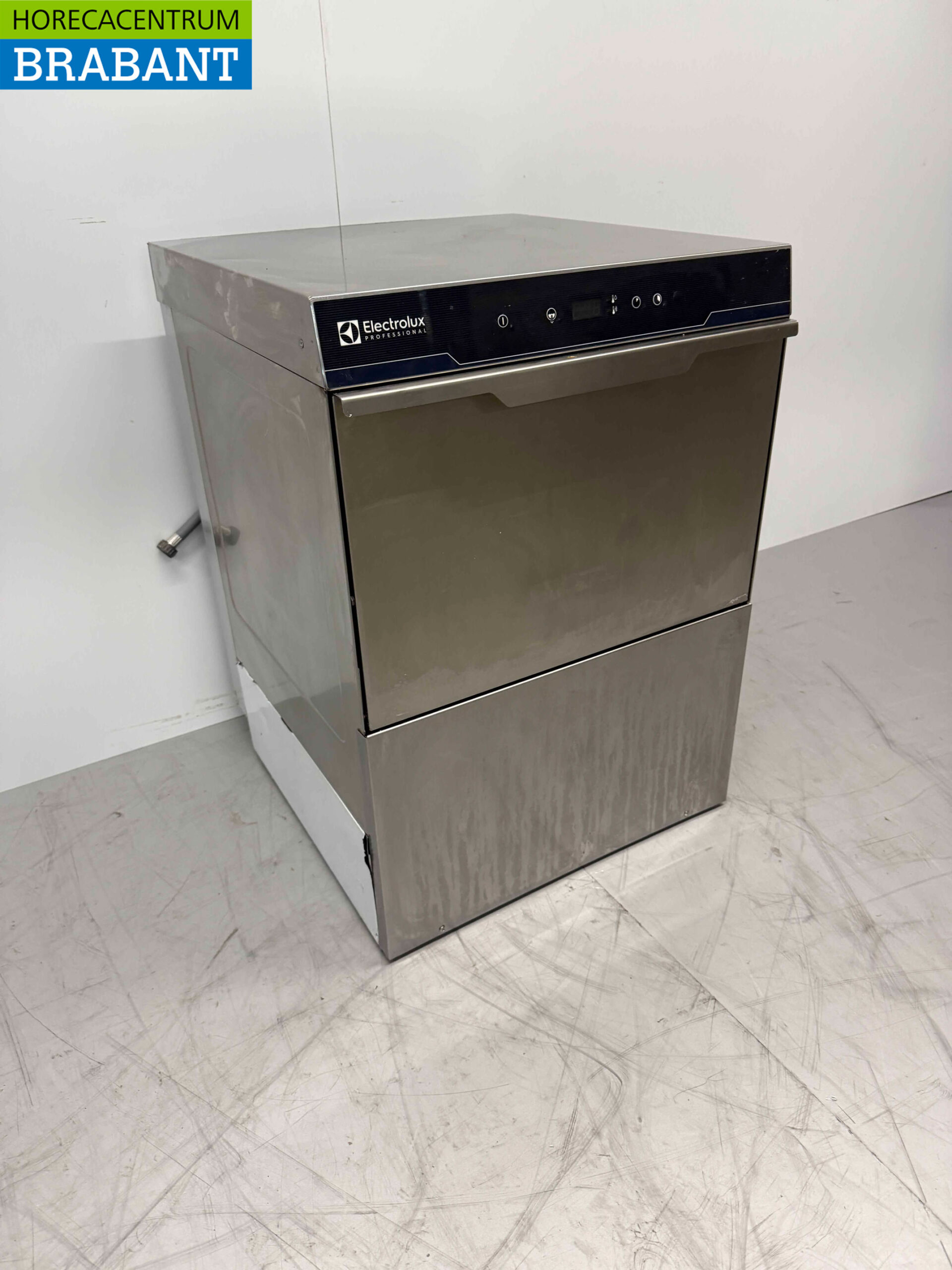 Stainless steel Electrolux EL1P Dishwasher with drain pump 230V Catering - Image 2