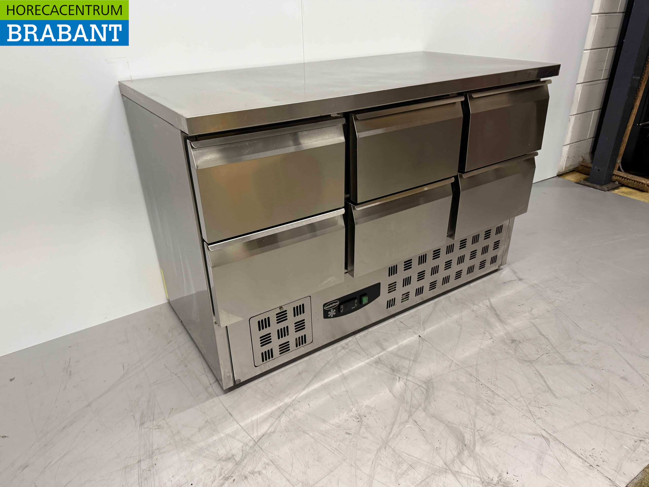 Stainless steel Combisteel Refrigerated Workbench 6 drawers 137 cm 230V Horeca - Image 3