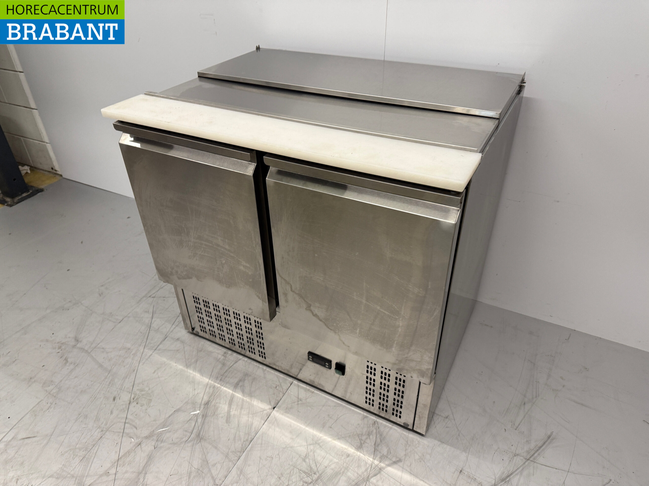 Stainless steel Saladette Refrigerated Workbench 2 doors 90 cm 230V Horeca - Image 2