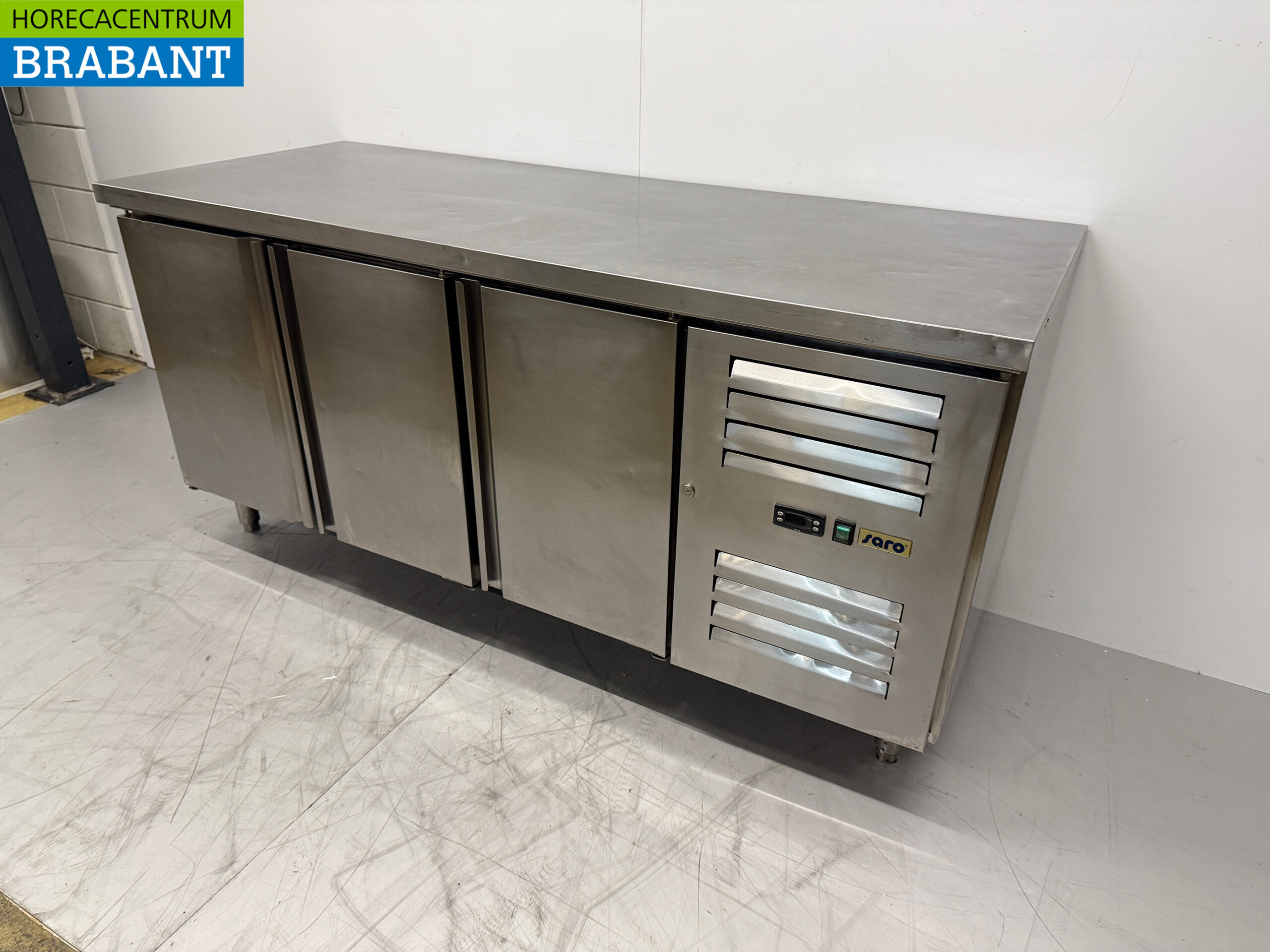 Stainless steel Saro Refrigerated Workbench 3 Doors 179.5 cm 230V Horeca - Image 2