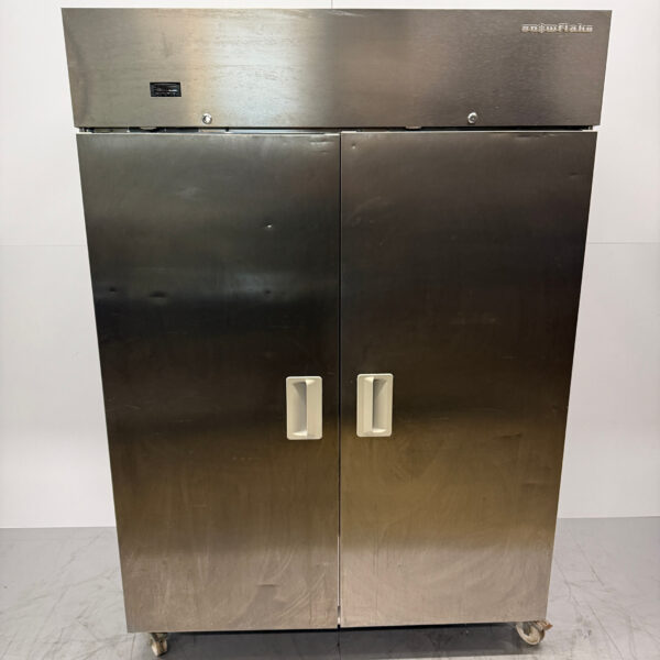 Stainless steel Gram Snowflake Mobile Double Door Refrigerator 1230 liters 230V Catering