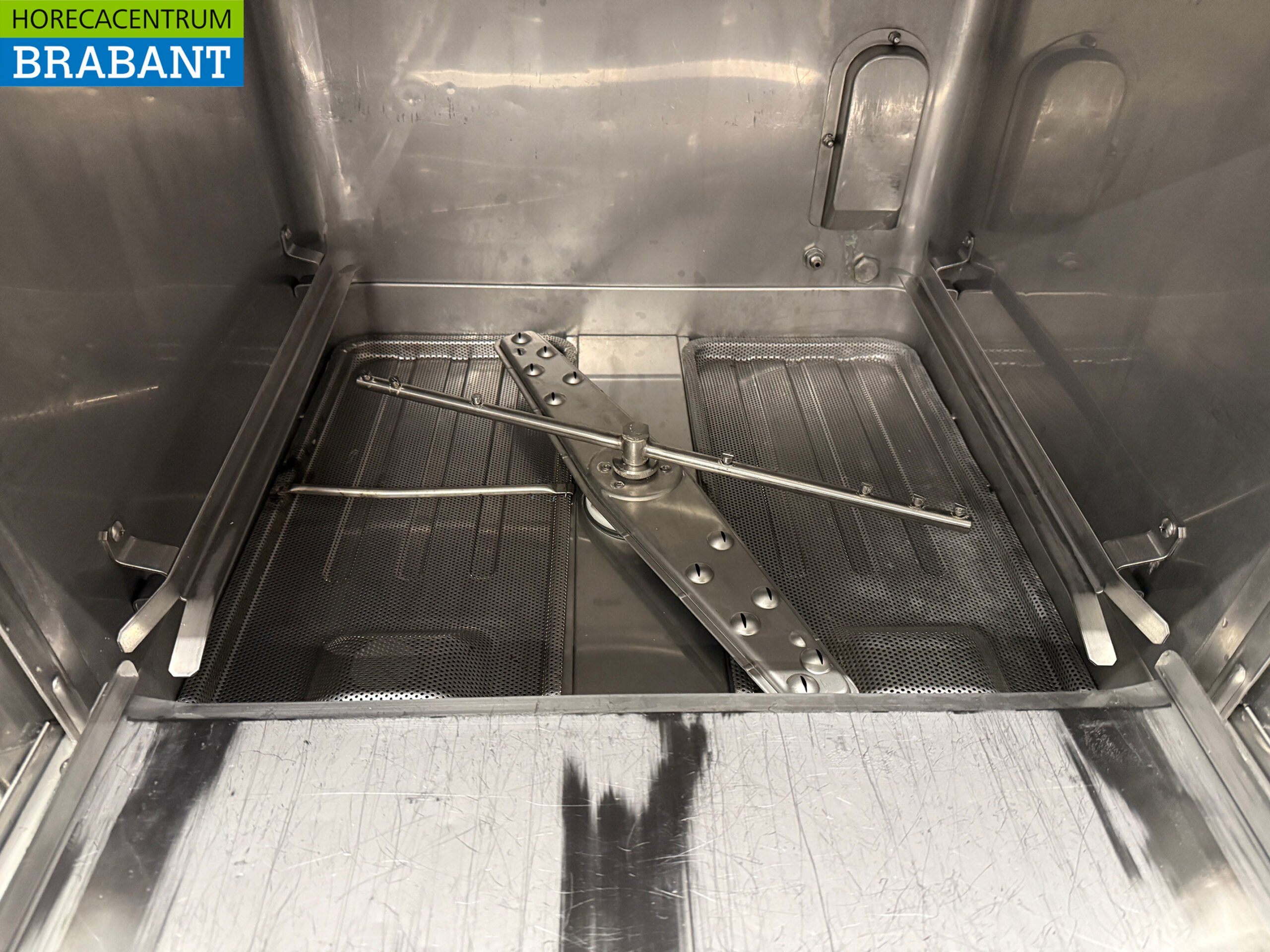 Stainless Steel Zanussi Dishwasher Bj. 2020 230V Hospitality - Image 4