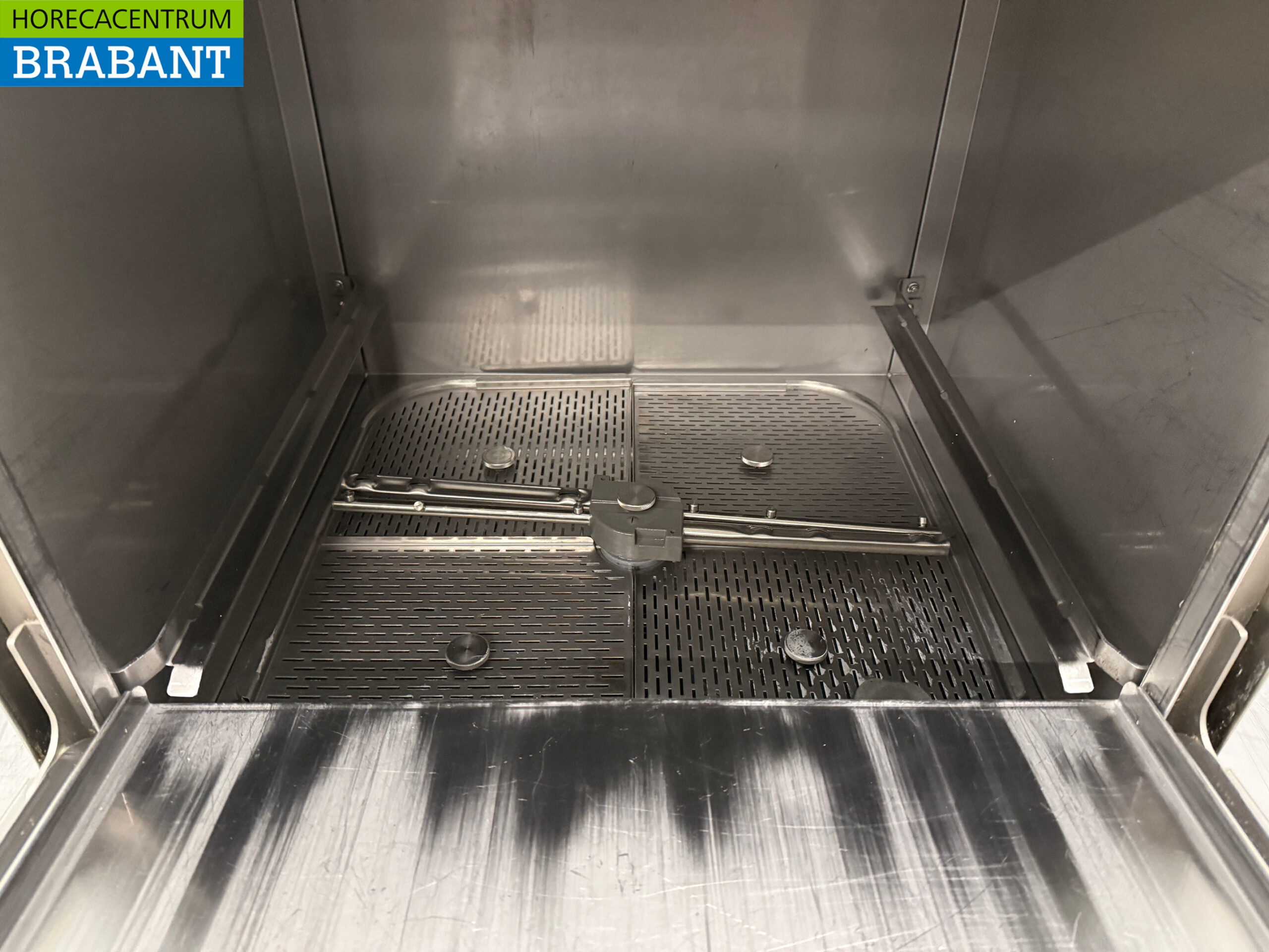 Stainless steel Ata Dishwasher with drain pump 400V Horeca - Image 4