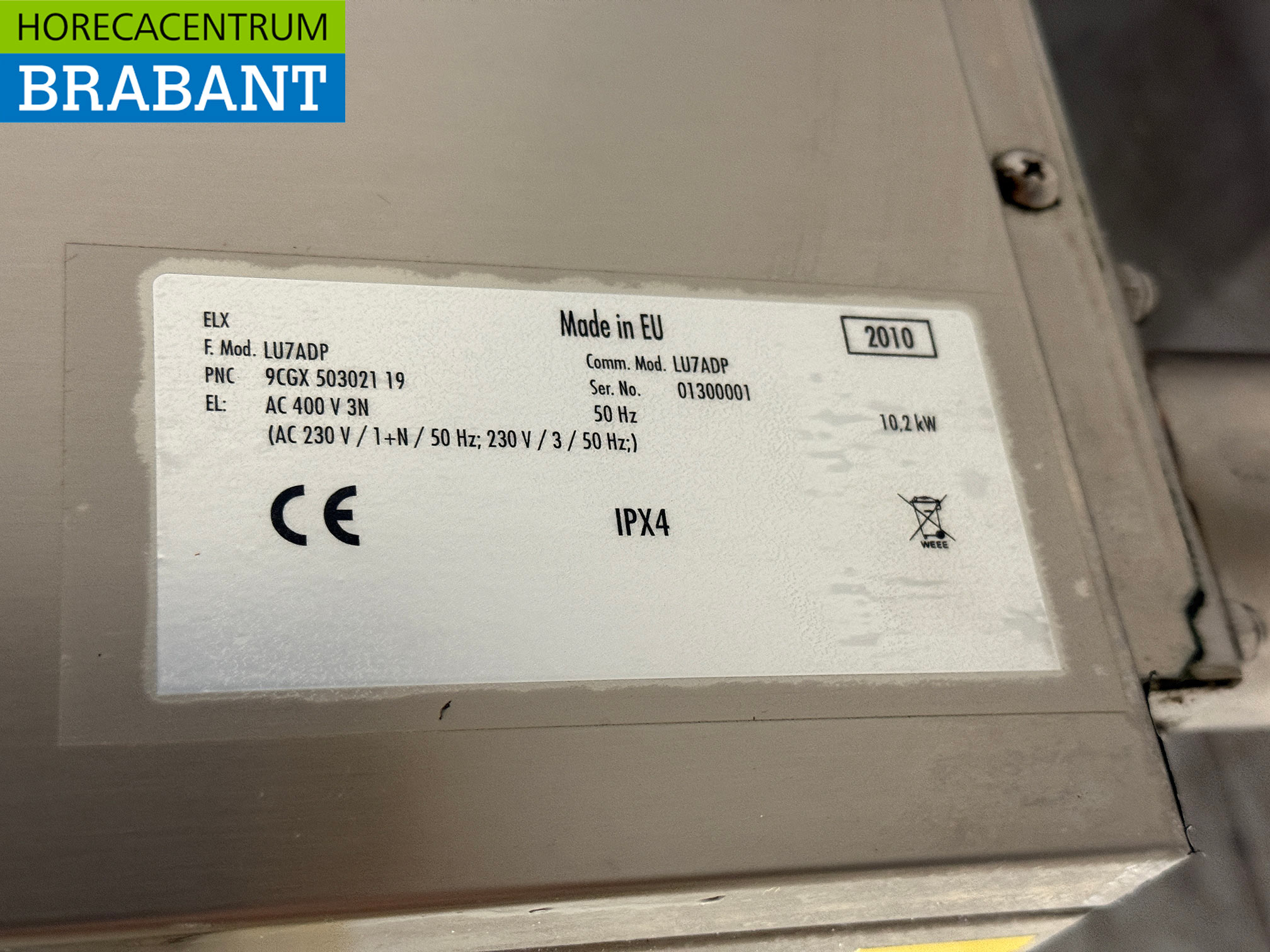 Stainless steel Zanussi Dishwasher with drain pump 400V Catering - Image 6