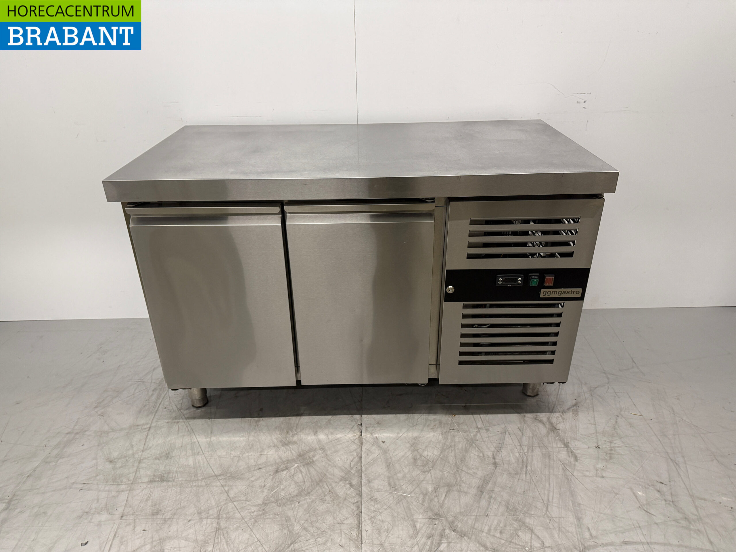 Stainless steel Freezer Workbench 2 Doors 136 cm 230V Catering