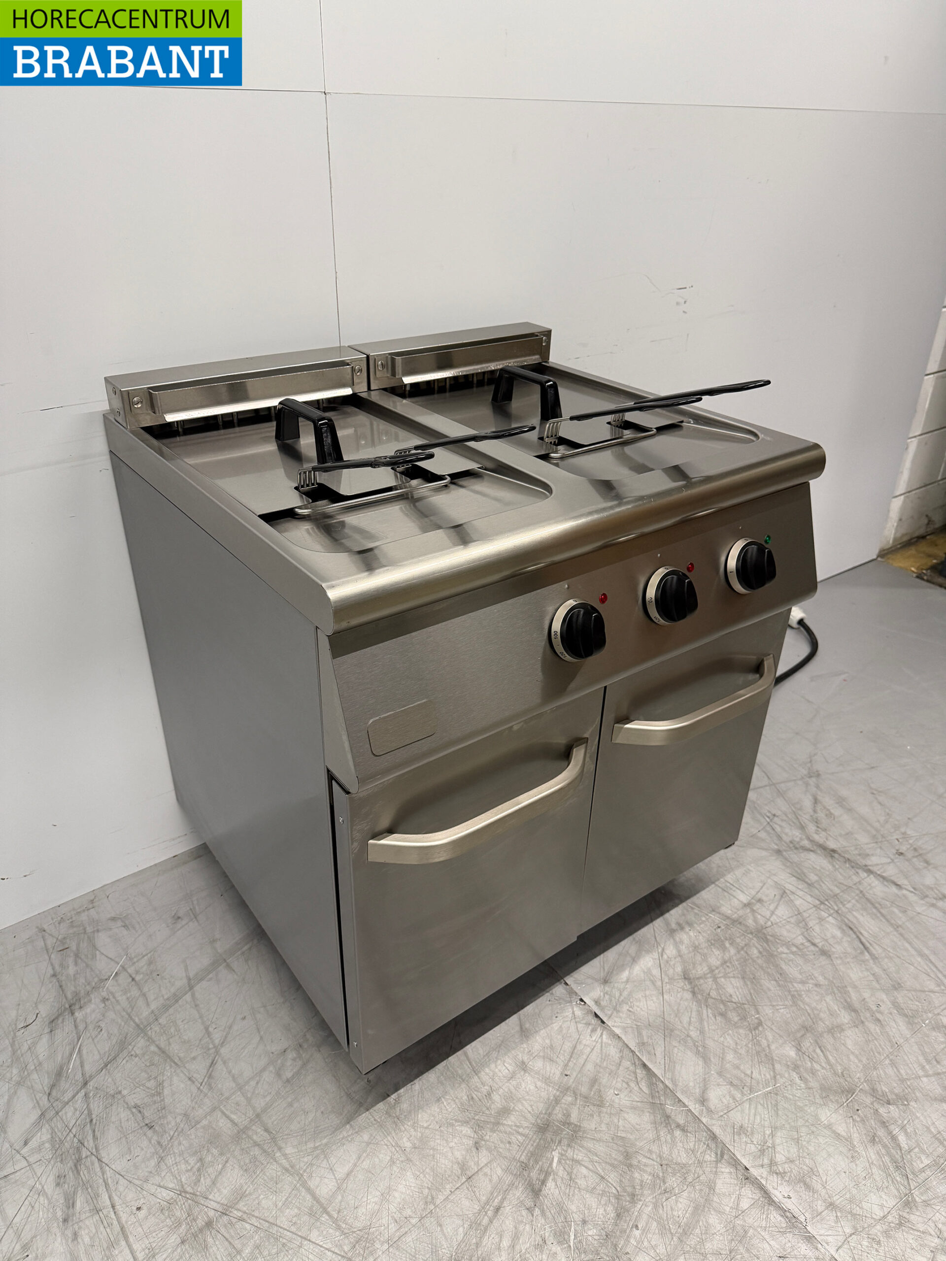 Stainless steel Combisteel Double Fryer 2 x 18 liters 400V Horeca - Image 3