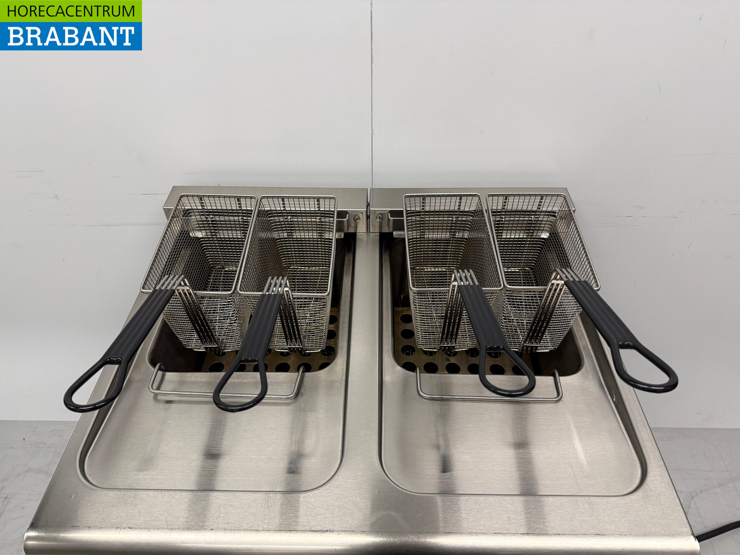 Stainless steel Combisteel Double Fryer 2 x 18 liters 400V Horeca - Image 4