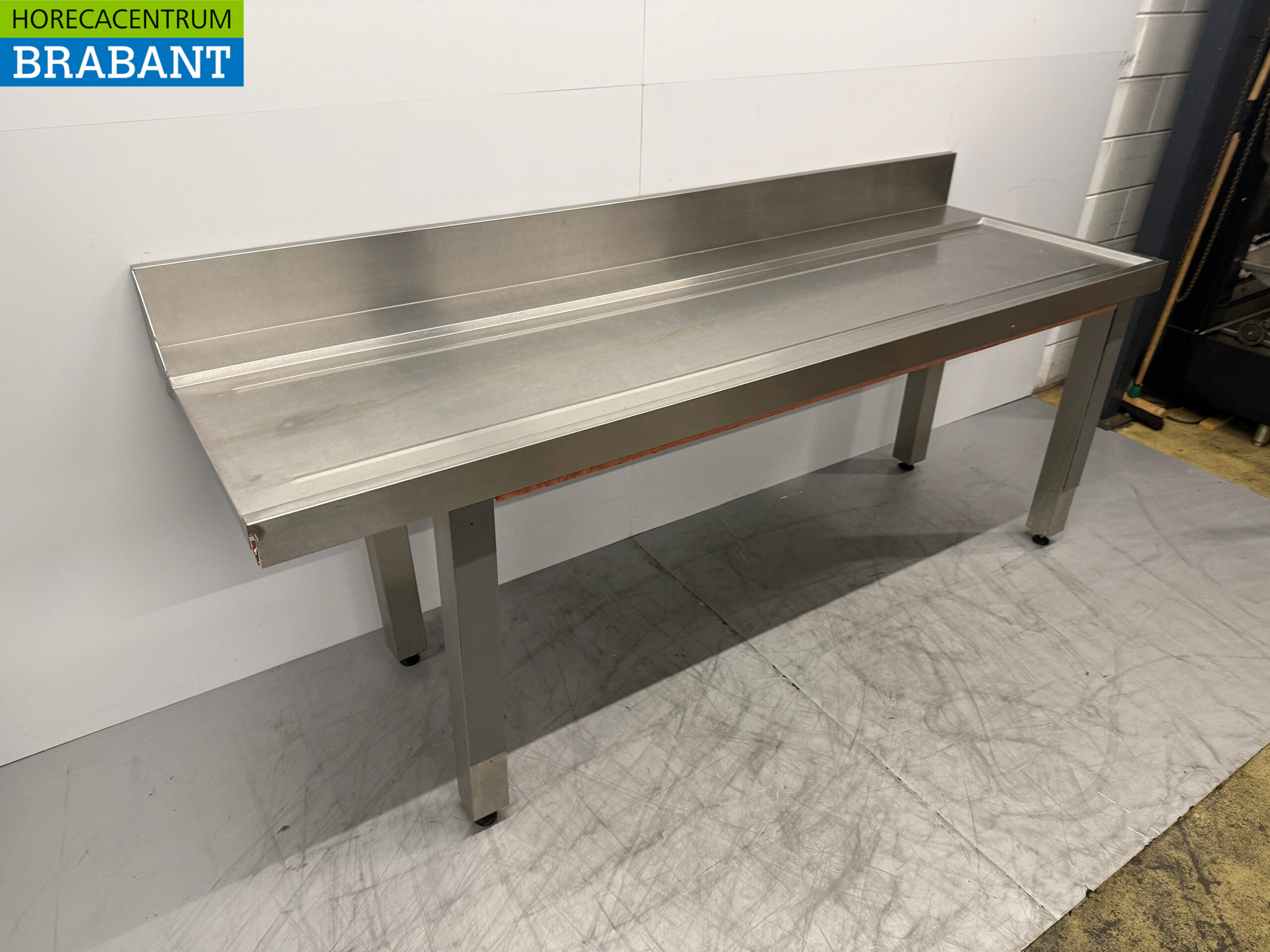 Stainless Steel Drainage Table T.B.V. Slide Through Dishwasher 232 cm Horeca - Image 3