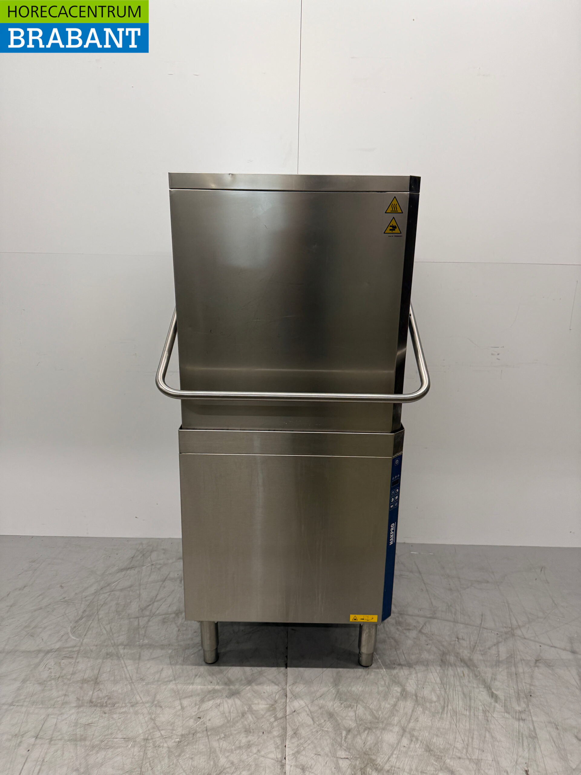 Stainless steel Zanussi Sliding dishwasher with drain pump 400V Catering