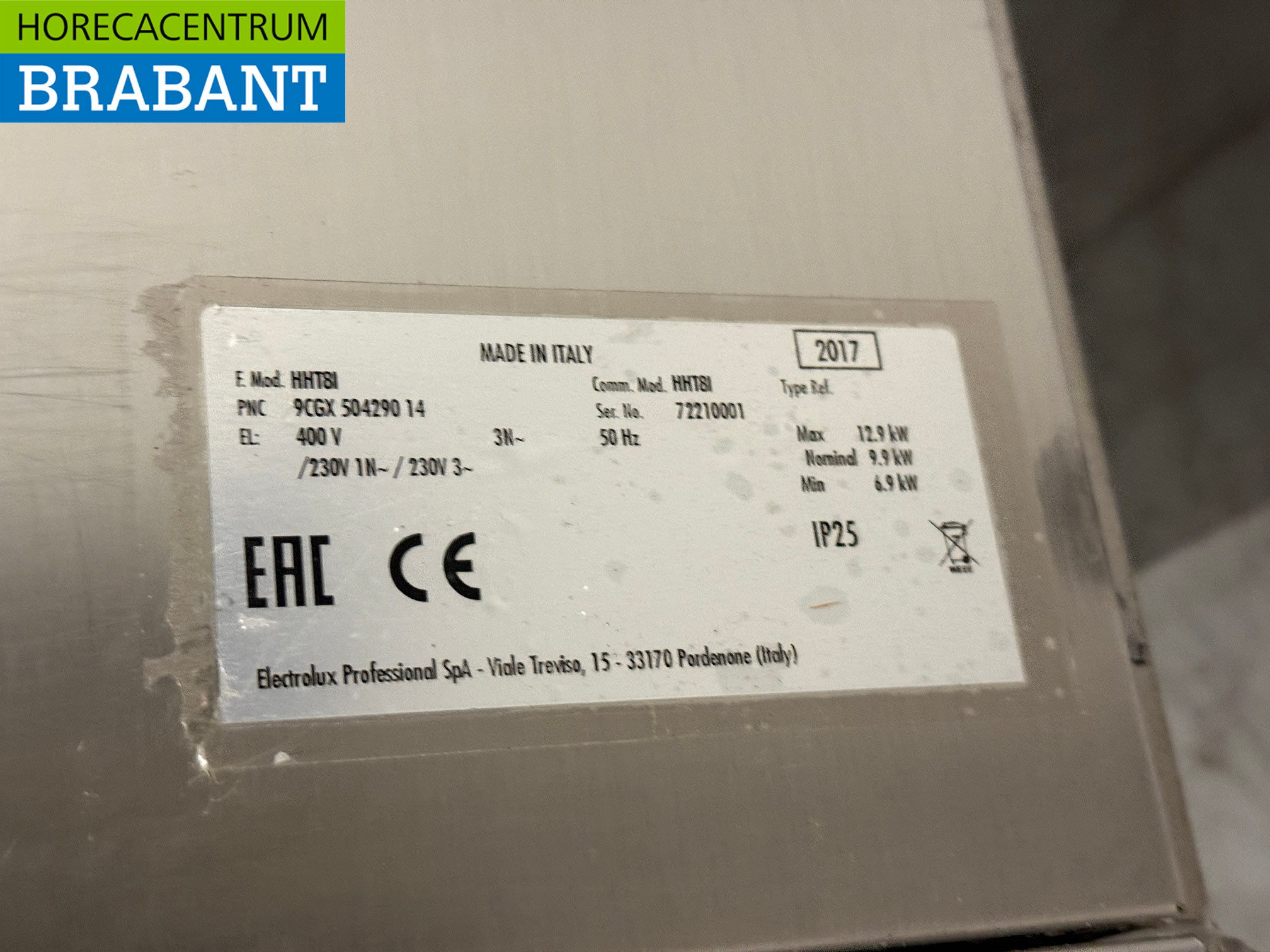 Stainless steel Zanussi Sliding dishwasher with drain pump 400V Catering - Image 6