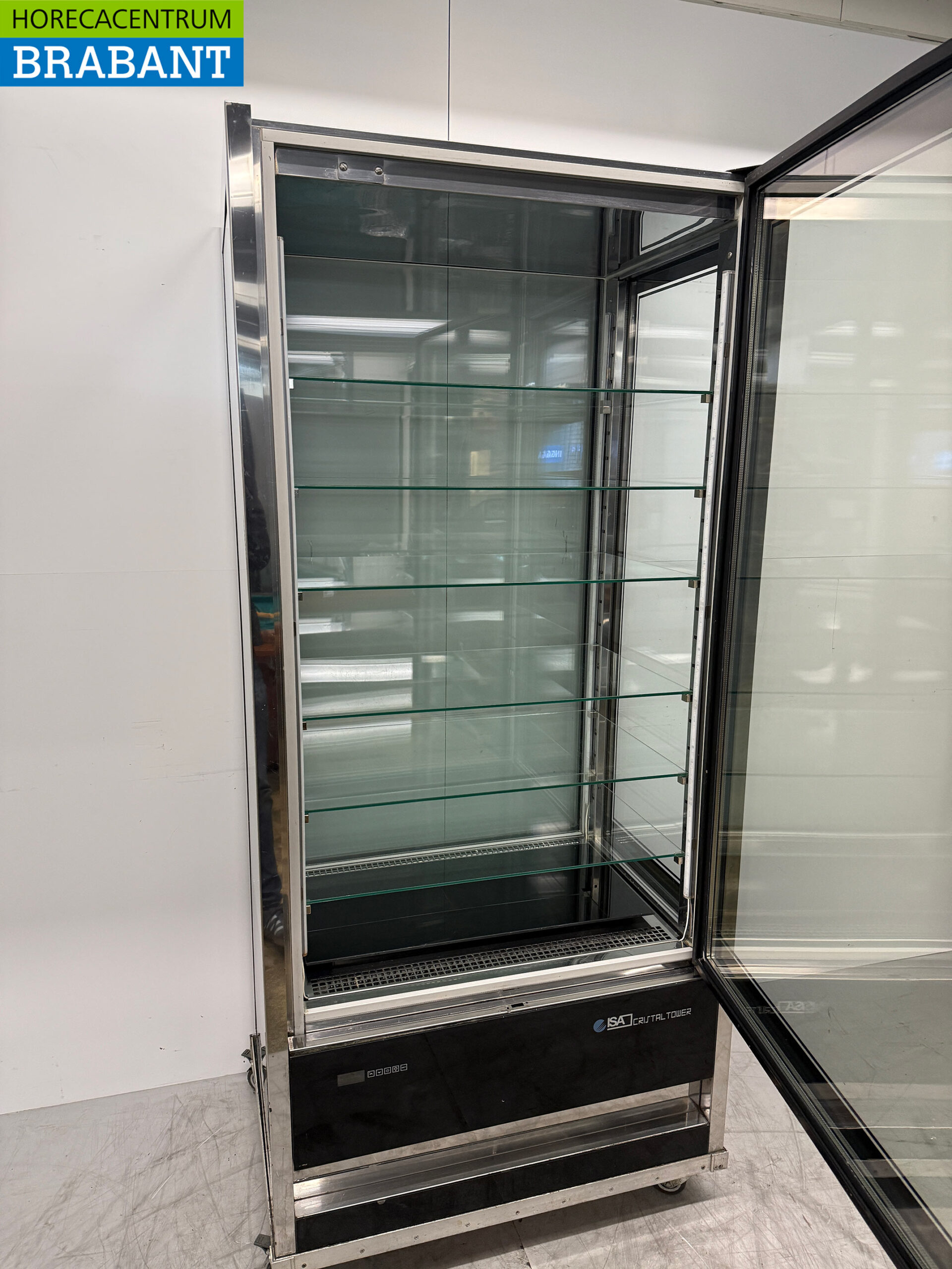 ISA Pastry Display Refrigerated Display Case 335 liters 230V Horeca - Image 4