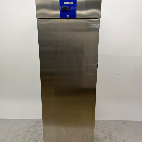 Stainless steel Liebherr Refrigerator 601 liters 230V Horeca