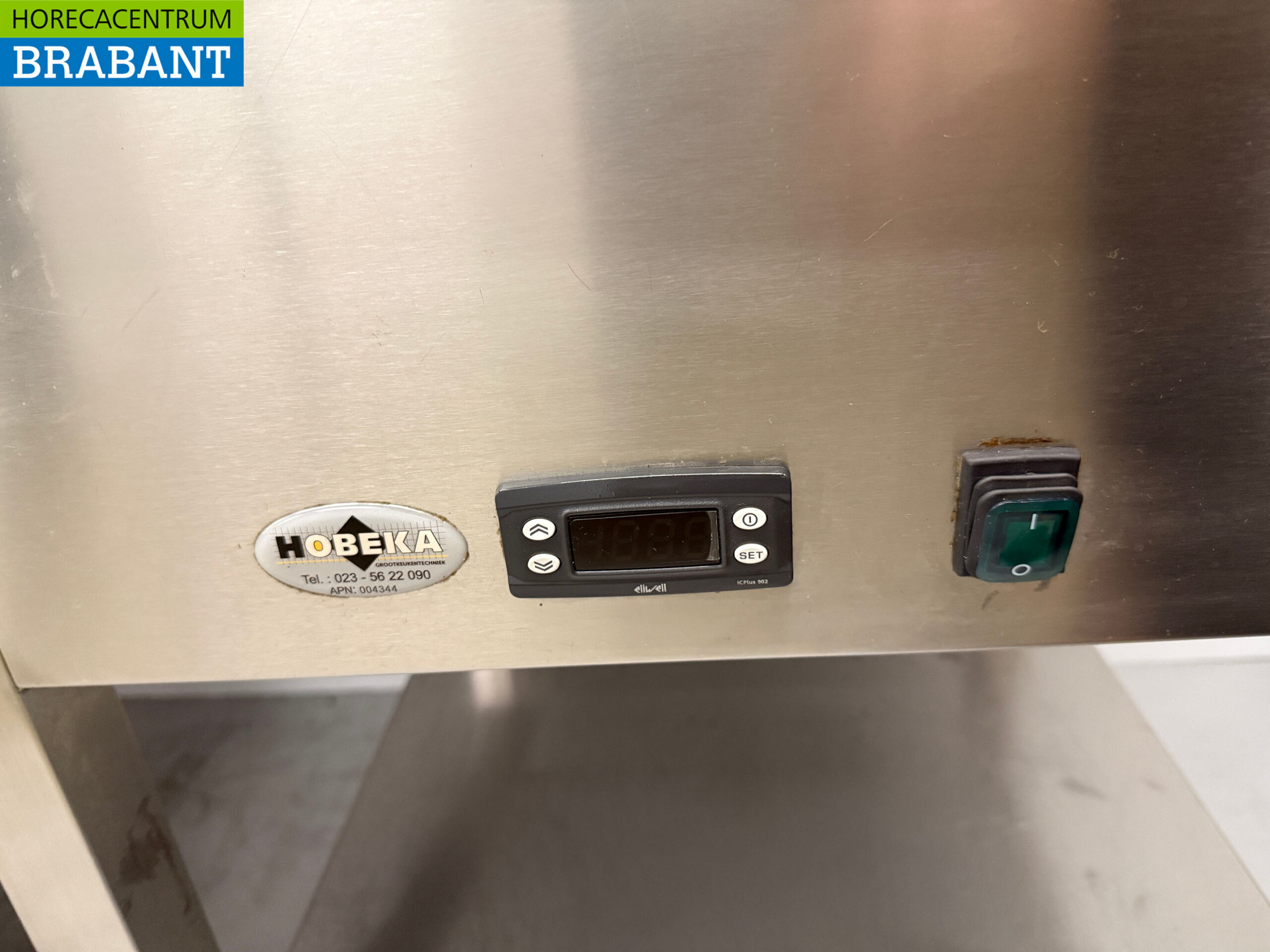 Stainless steel Worktable with built-in Bain Marie 250 cm 230V Horeca - Image 5