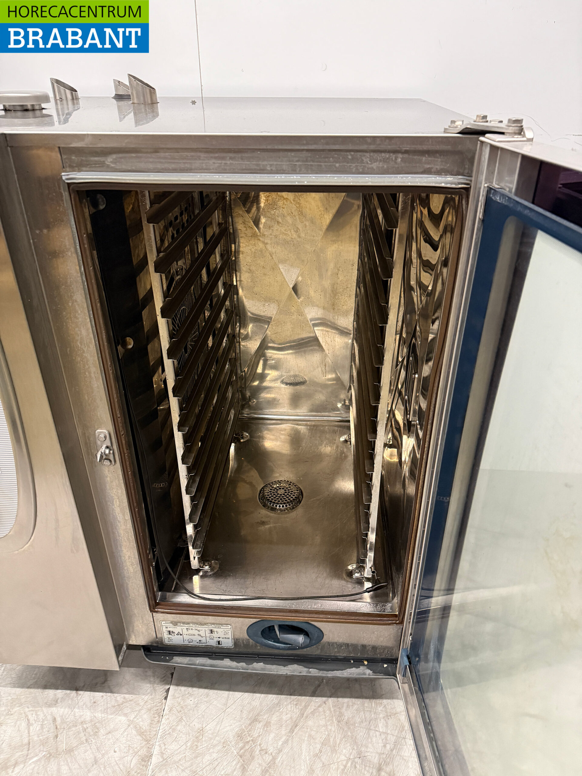 Stainless steel Rational CombiMaster Combisteamer 10 x 1/1 GN GAS Horeca - Image 5