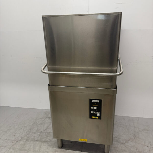 Stainless steel Zanussi ZHTAI Sliding dishwasher 400V Catering