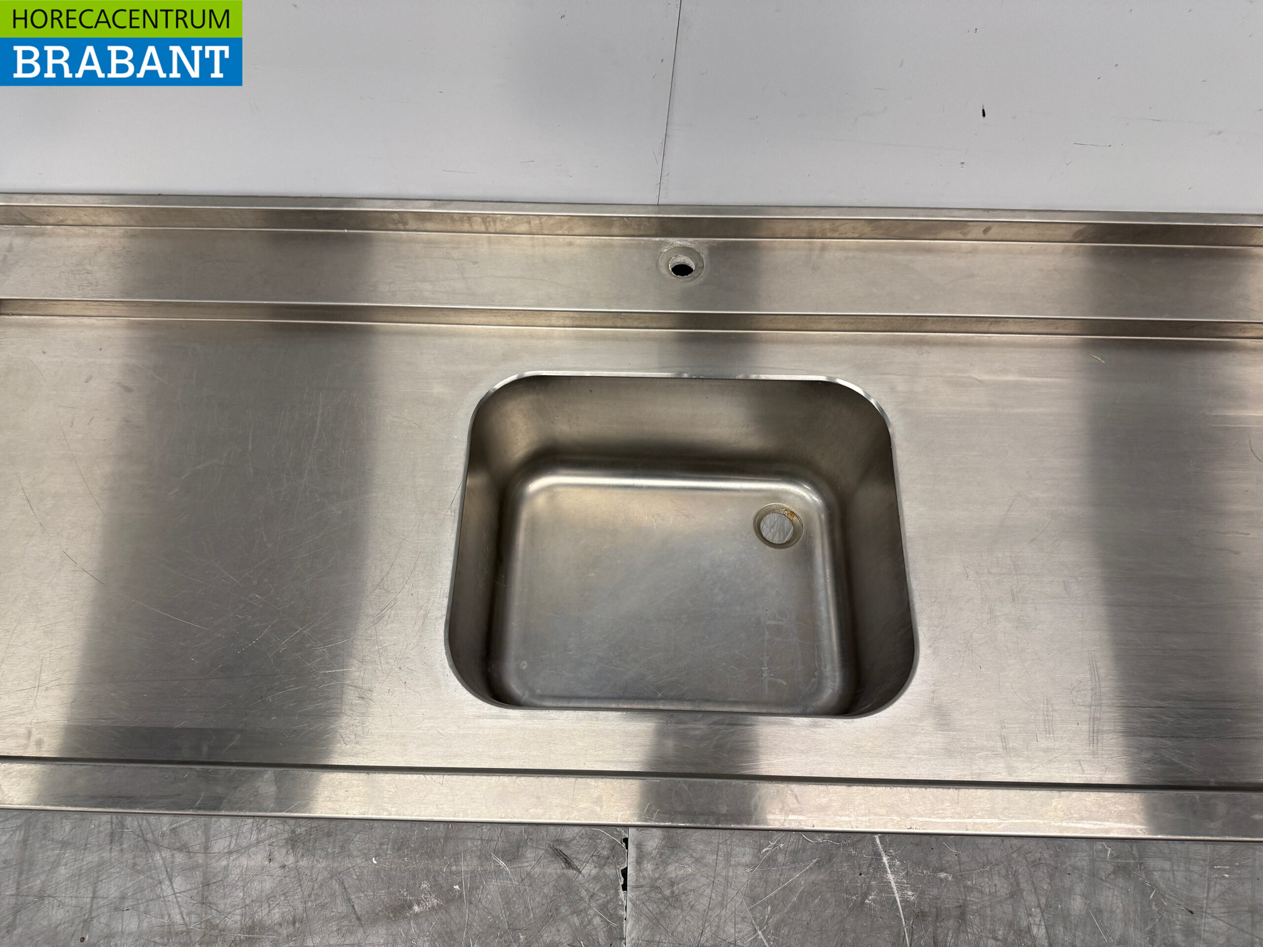 Stainless steel Supply tray with sink 170.5 x 72 cm Horeca - Image 4
