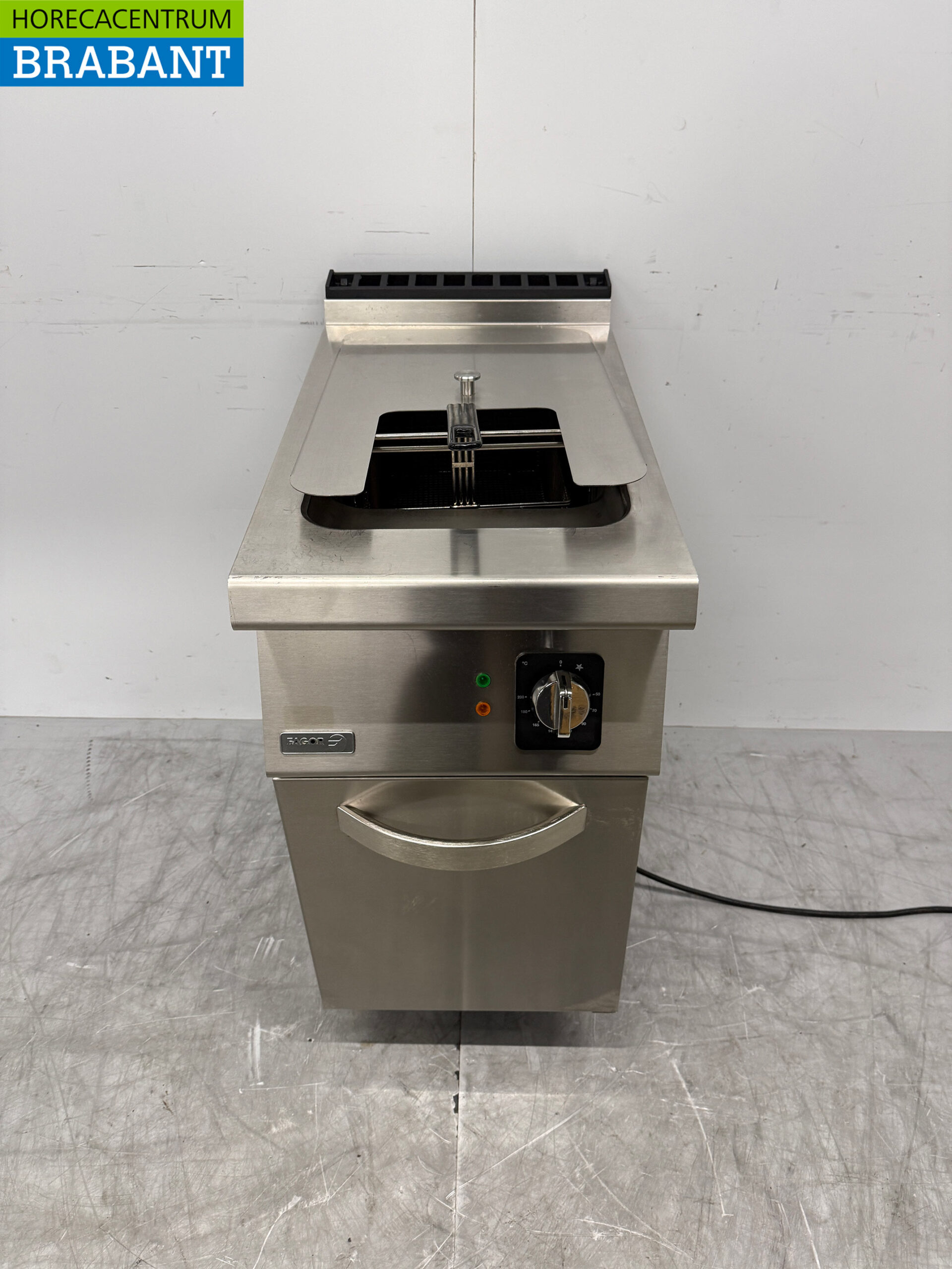 Stainless steel Fagor Fryer 15 liter GAS + 230V Horeca