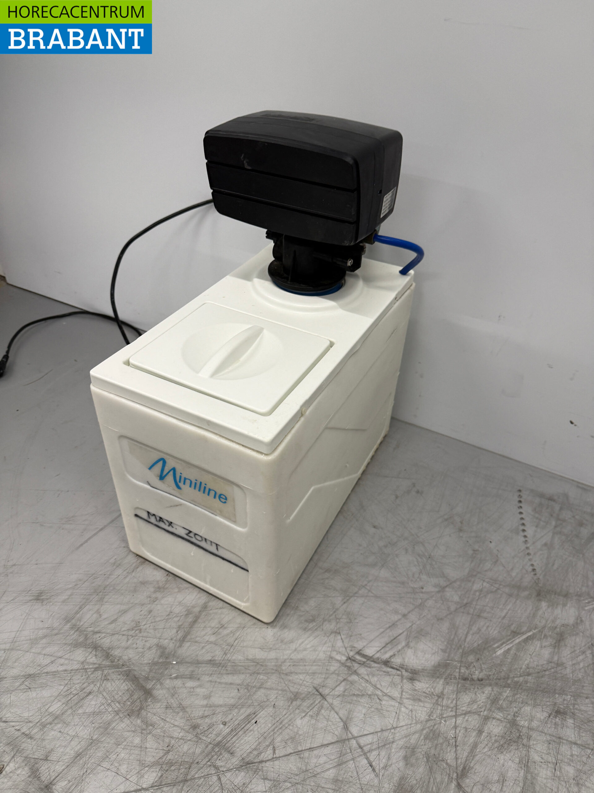 Lubron Miniline Automatic Water Softener 160 liters per hour 230V Horeca - Image 2