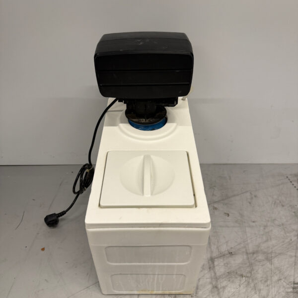 Lubron Miniline Automatic Water Softener 160 liters per hour 230V Horeca