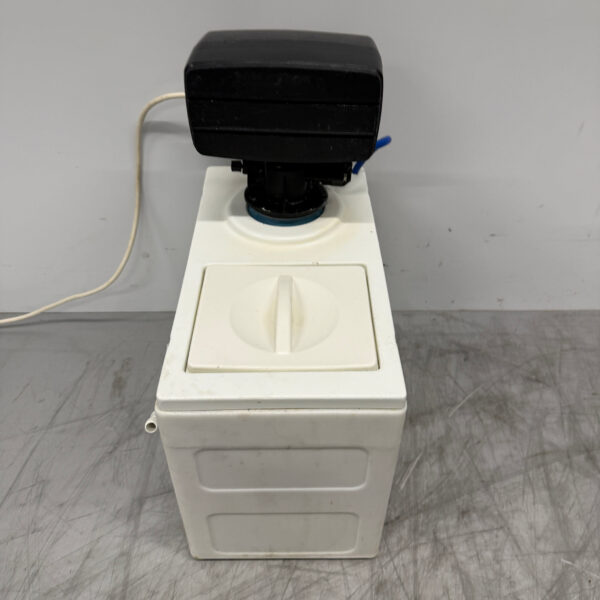 Lubron Miniline Automatic Water Softener 160 liters per hour 230V Horeca