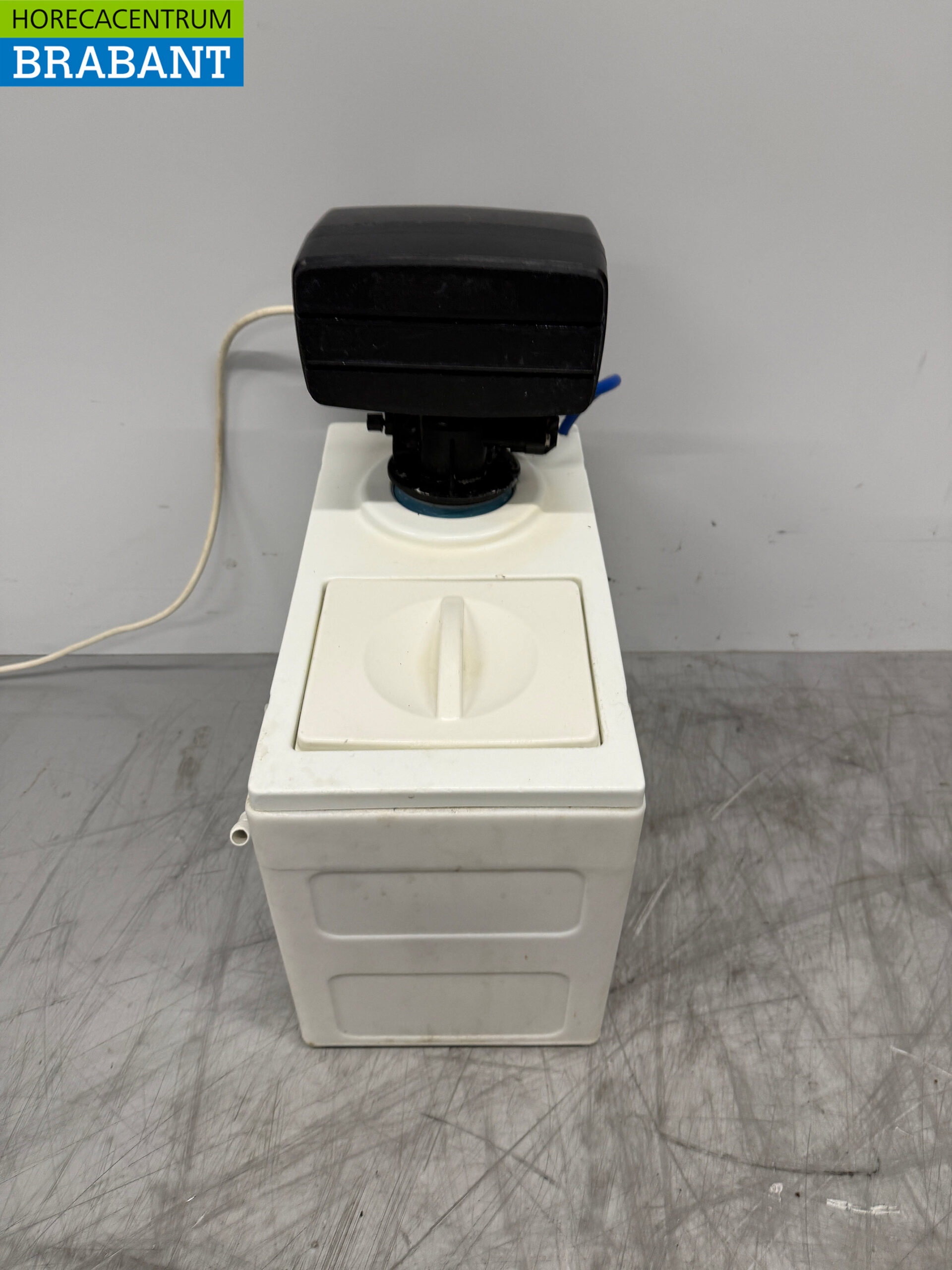 Lubron Miniline Automatic Water Softener 160 liters per hour 230V Horeca