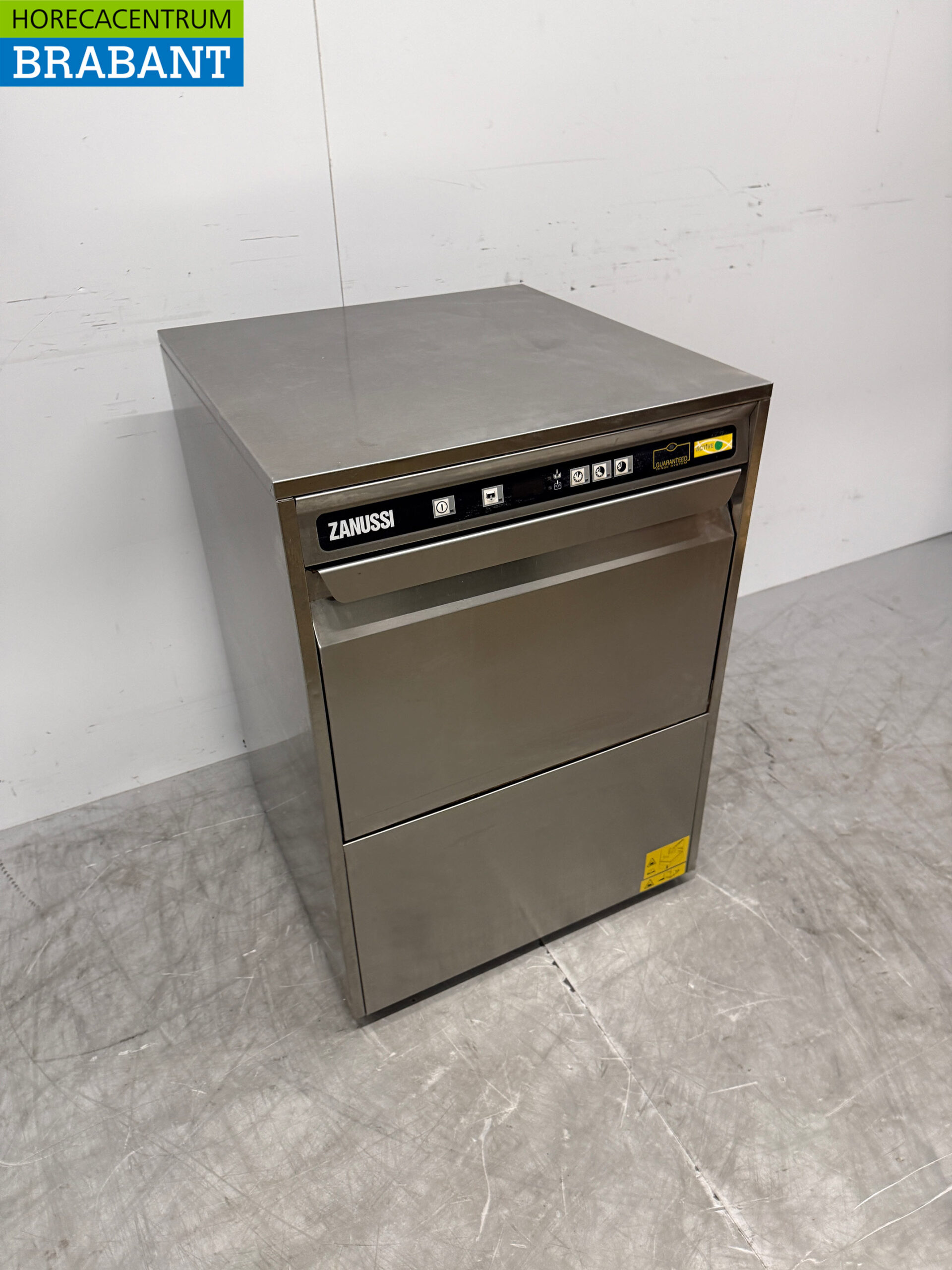 Stainless steel Zanussi Dishwasher 400V Catering - Image 3